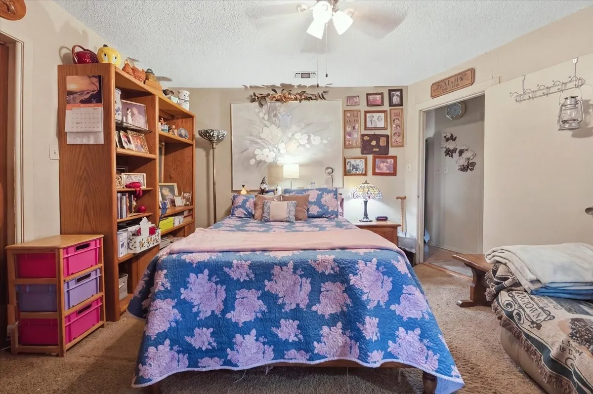 Single Family Residence For Sale in Eastland County , 6221 Highway 8, Desdemona, Texas 76445, 4 Bedroom, 3 Bathroom, 3 Garage spaces, 2,551 Sqft, built in 1980, mls#21363501, Real Estate Agent in Desdemona, Homes For Sale in Eastland county, Homes For Sale in Desdemona, Realtor in Desdemona Texas, Real Estate Brokerage Independent Realty Texas, Luminita Cordes Realtor