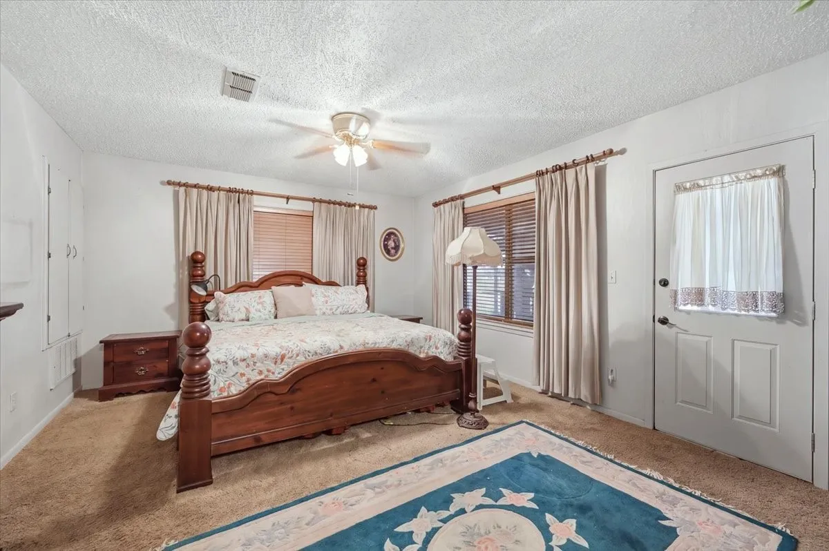 Single Family Residence For Sale in Eastland County , 6221 Highway 8, Desdemona, Texas 76445, 4 Bedroom, 3 Bathroom, 3 Garage spaces, 2,551 Sqft, built in 1980, mls#21363501, Real Estate Agent in Desdemona, Homes For Sale in Eastland county, Homes For Sale in Desdemona, Realtor in Desdemona Texas, Real Estate Brokerage Independent Realty Texas, Luminita Cordes Realtor
