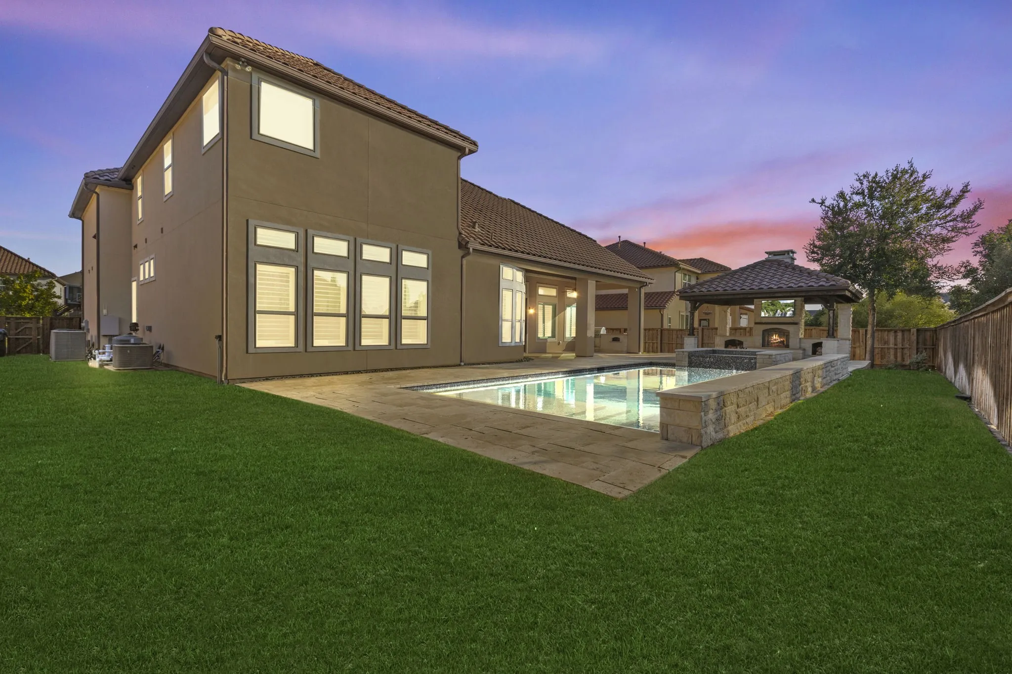 Single Family Residence For Sale in Denton County , 947 Running Bay, Frisco, Texas 75036, 5 Bedroom, 6 Bathroom, 3 Garage spaces, 5,494 Sqft, built in 2015, mls#21360650, Real Estate Agent in Frisco, Homes For Sale in Denton county, Homes For Sale in Frisco, Realtor in Frisco Texas, Real Estate Brokerage Independent Realty Texas, Luminita Cordes Realtor