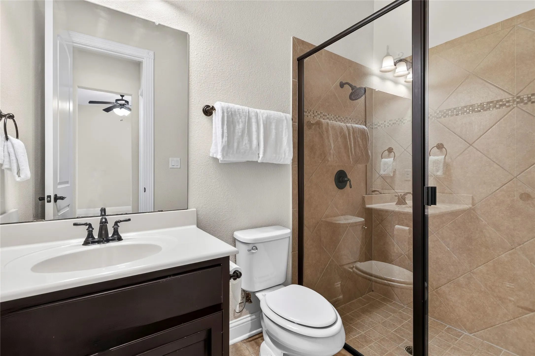 Single Family Residence For Sale in Denton County , 947 Running Bay, Frisco, Texas 75036, 5 Bedroom, 6 Bathroom, 3 Garage spaces, 5,494 Sqft, built in 2015, mls#21360650, Real Estate Agent in Frisco, Homes For Sale in Denton county, Homes For Sale in Frisco, Realtor in Frisco Texas, Real Estate Brokerage Independent Realty Texas, Luminita Cordes Realtor