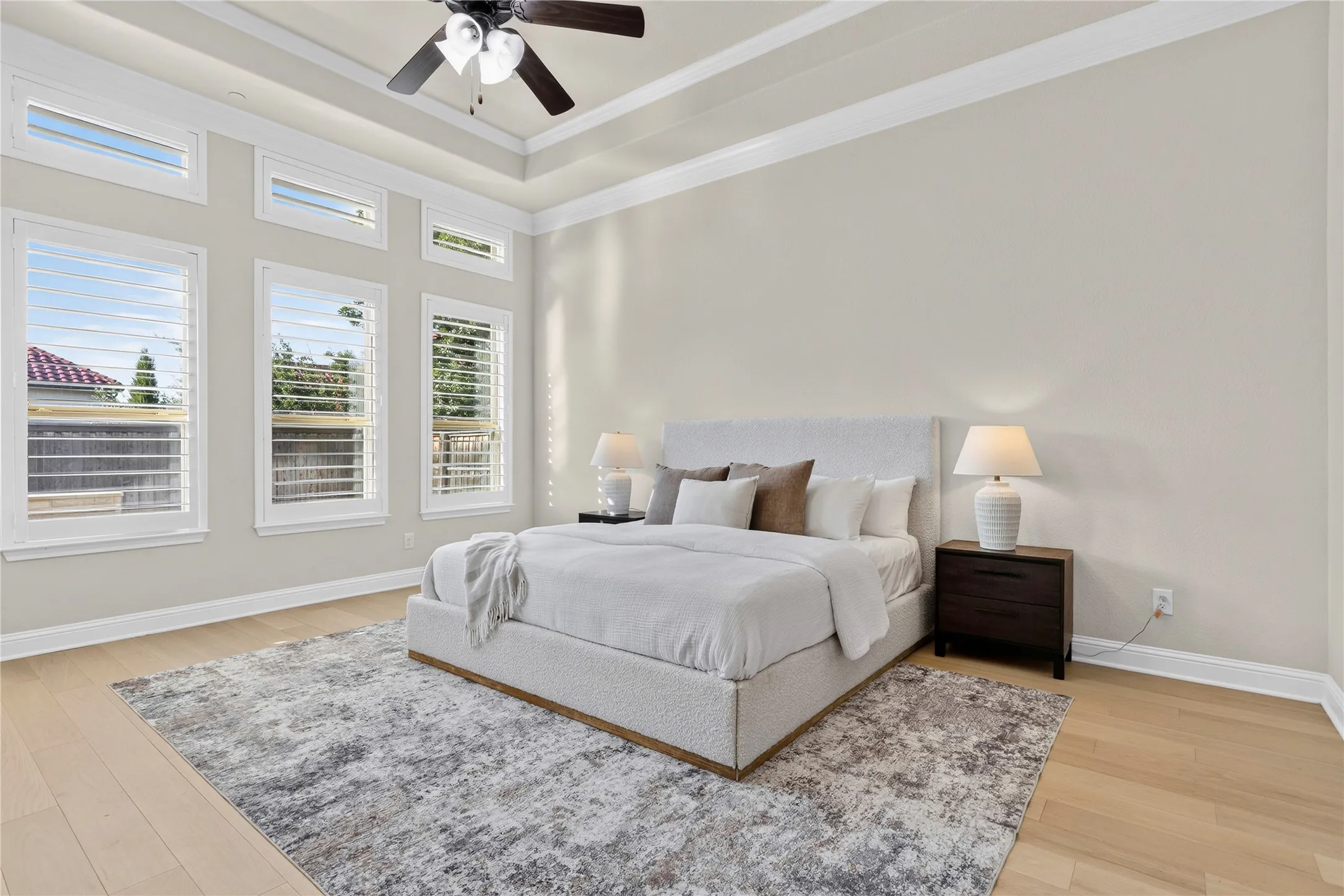 Single Family Residence For Sale in Denton County , 947 Running Bay, Frisco, Texas 75036, 5 Bedroom, 6 Bathroom, 3 Garage spaces, 5,494 Sqft, built in 2015, mls#21360650, Real Estate Agent in Frisco, Homes For Sale in Denton county, Homes For Sale in Frisco, Realtor in Frisco Texas, Real Estate Brokerage Independent Realty Texas, Luminita Cordes Realtor
