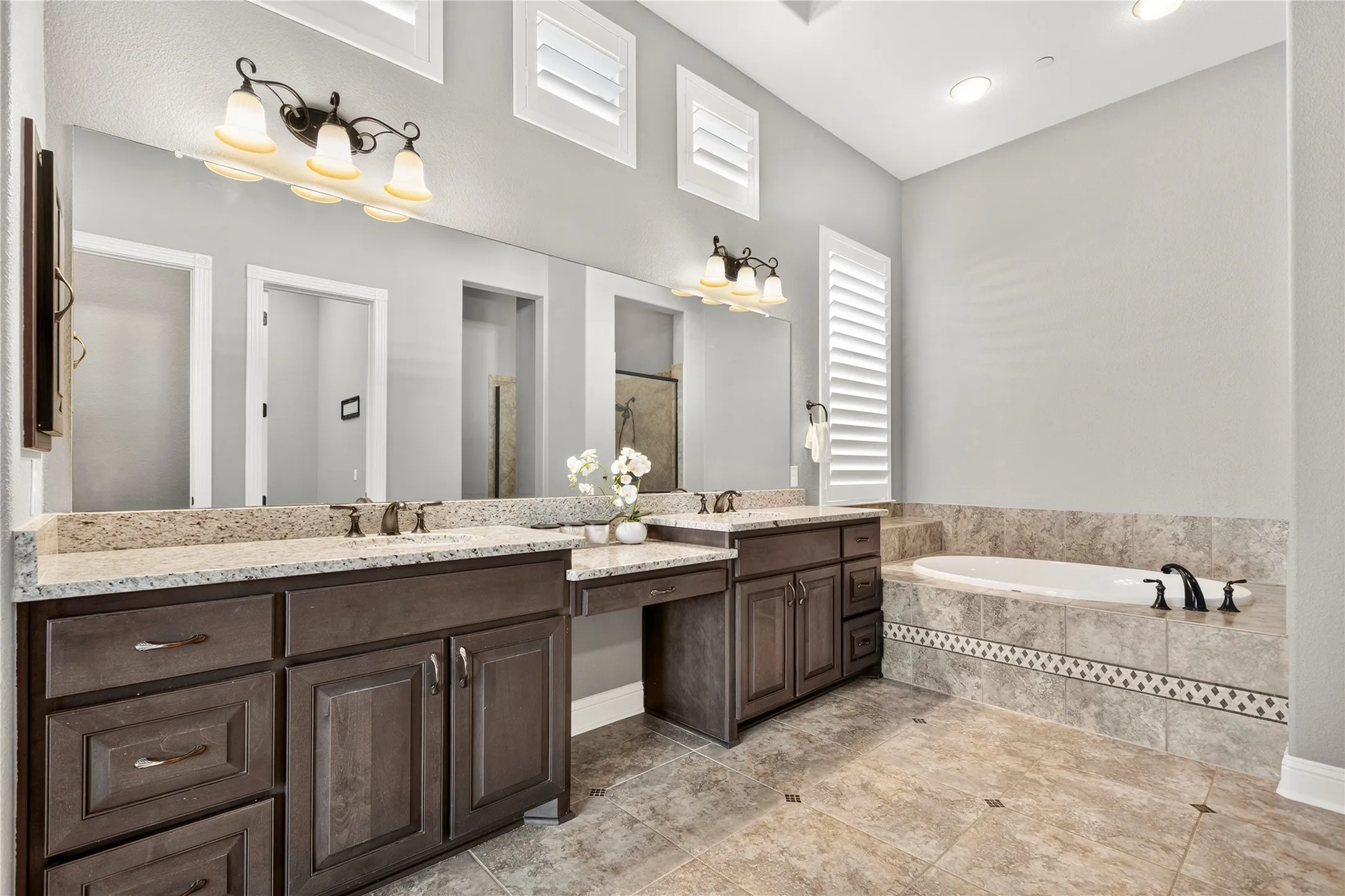 Single Family Residence For Sale in Denton County , 947 Running Bay, Frisco, Texas 75036, 5 Bedroom, 6 Bathroom, 3 Garage spaces, 5,494 Sqft, built in 2015, mls#21360650, Real Estate Agent in Frisco, Homes For Sale in Denton county, Homes For Sale in Frisco, Realtor in Frisco Texas, Real Estate Brokerage Independent Realty Texas, Luminita Cordes Realtor