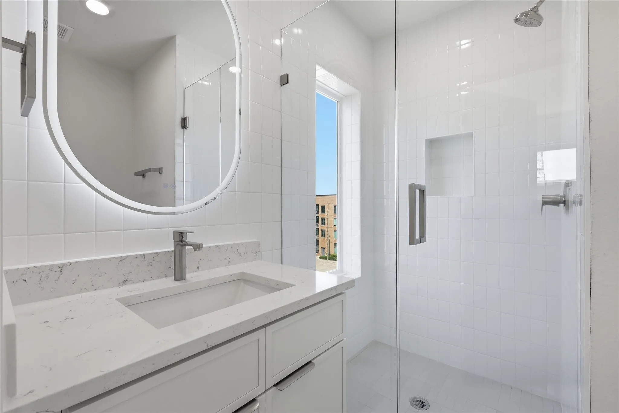 Townhouse For Sale in Dallas County , 4315 San Jacinto Street 302, Dallas, Texas 75204, 3 Bedroom, 8 Bathroom, 2 Garage spaces, 2,300 Sqft, built in 2026, mls#21363500, Real Estate Agent in Dallas, Homes For Sale in Dallas county, Homes For Sale in Dallas, Realtor in Dallas Texas, Real Estate Brokerage Independent Realty Texas, Luminita Cordes Realtor
