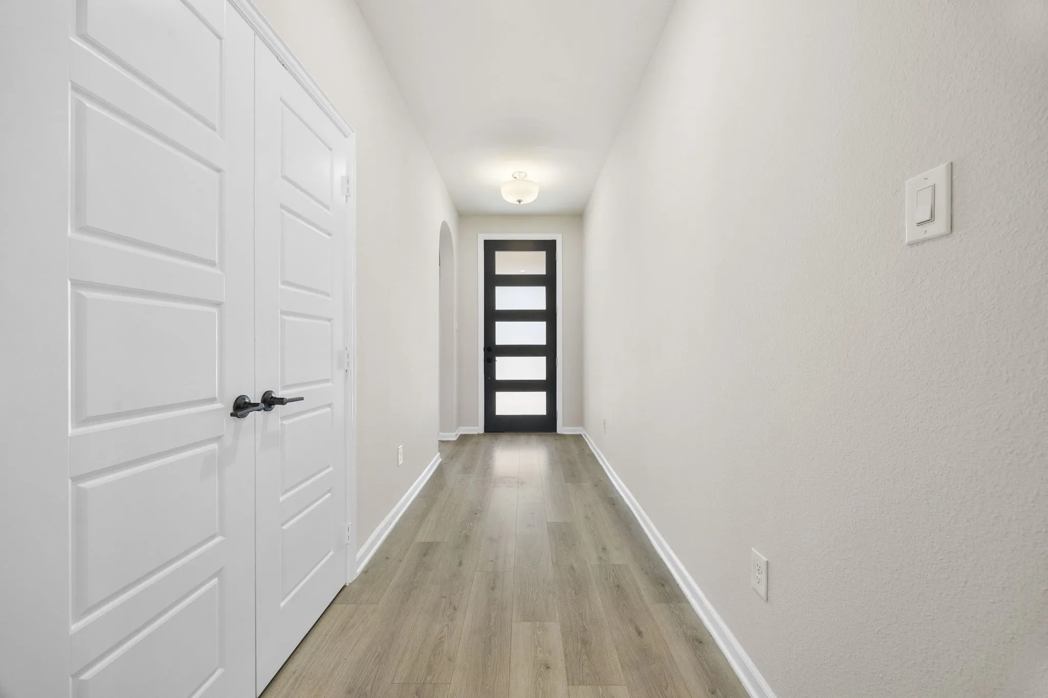 Single Family Residence For Sale in Collin County , 2409 Pacific Avenue, Anna, Texas 75409, 3 Bedroom, 2 Bathroom, 2 Garage spaces, 1,592 Sqft, built in 2022, mls#21362300, Real Estate Agent in Anna, Homes For Sale in Collin county, Homes For Sale in Anna, Realtor in Anna Texas, Real Estate Brokerage Independent Realty Texas, Luminita Cordes Realtor