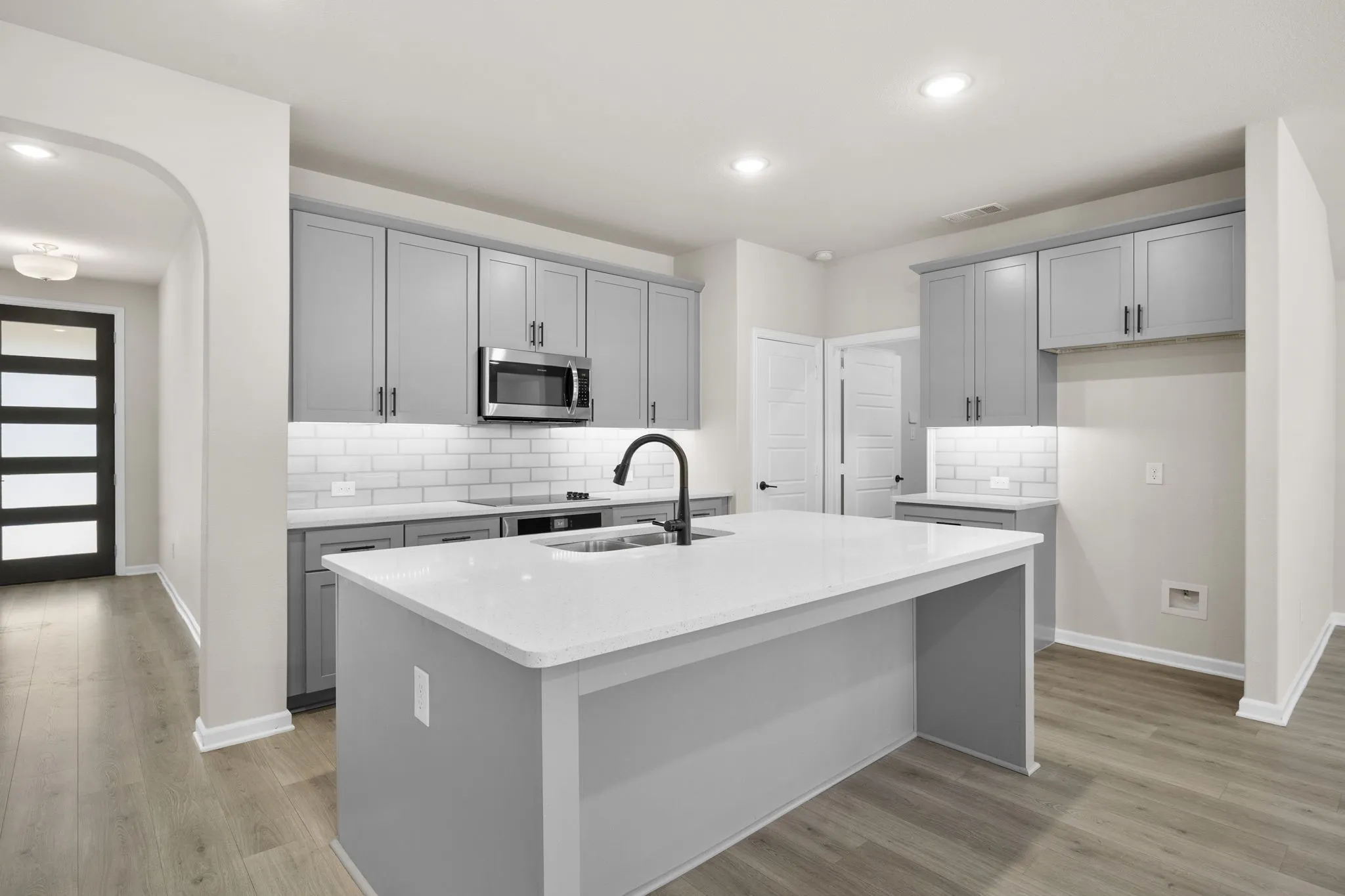 Single Family Residence For Sale in Collin County , 2409 Pacific Avenue, Anna, Texas 75409, 3 Bedroom, 2 Bathroom, 2 Garage spaces, 1,592 Sqft, built in 2022, mls#21362300, Real Estate Agent in Anna, Homes For Sale in Collin county, Homes For Sale in Anna, Realtor in Anna Texas, Real Estate Brokerage Independent Realty Texas, Luminita Cordes Realtor
