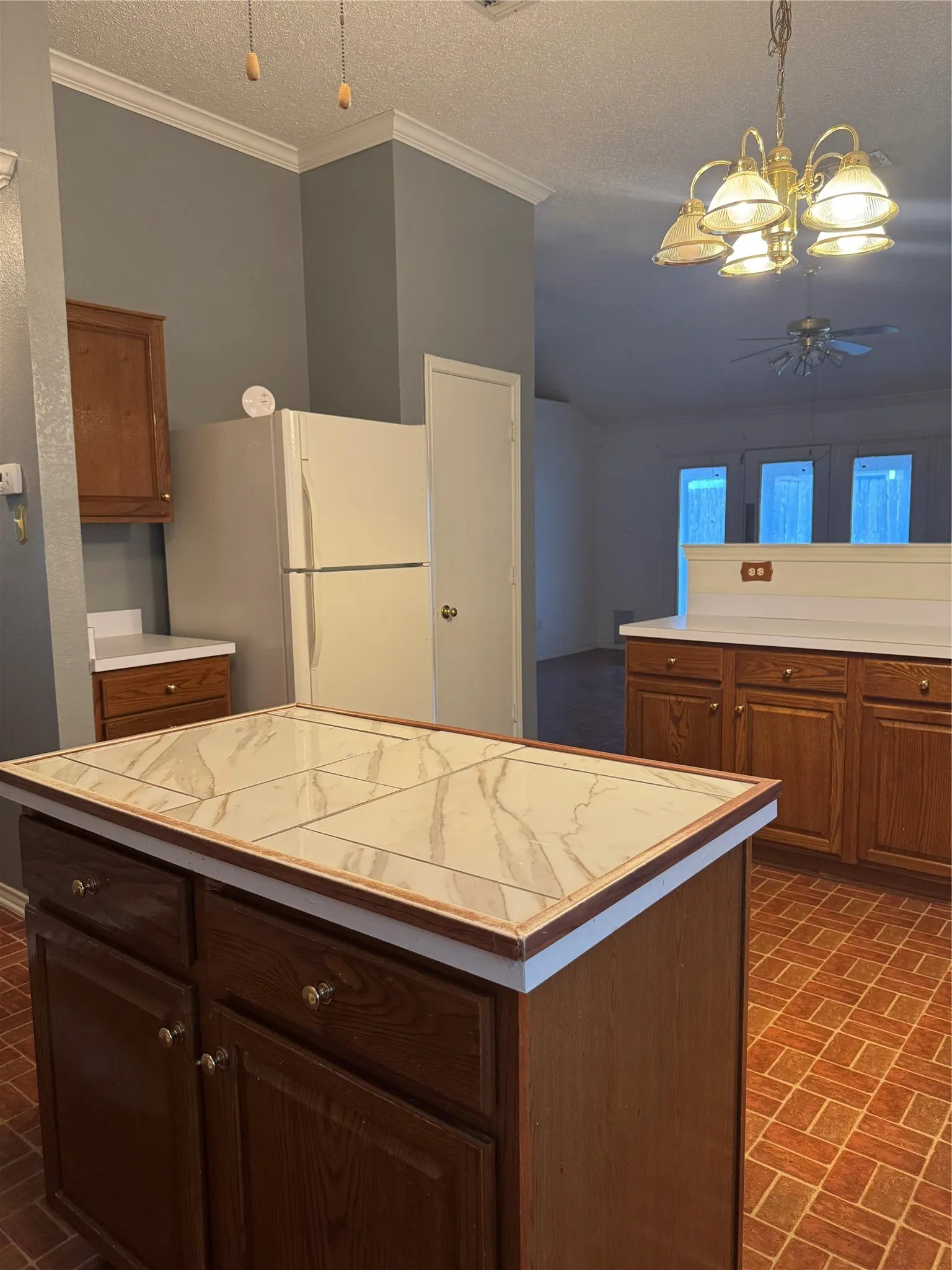 Single Family Residence For Sale in Tarrant County , 7309 Nohl Ranch Road, Fort Worth, Texas 76133, 3 Bedroom, 2 Bathroom, 2 Garage spaces, 1,903 Sqft, built in 1998, mls#21363524, Real Estate Agent in Fort Worth, Homes For Sale in Tarrant county, Homes For Sale in Fort Worth, Realtor in Fort Worth Texas, Real Estate Brokerage Independent Realty Texas, Luminita Cordes Realtor