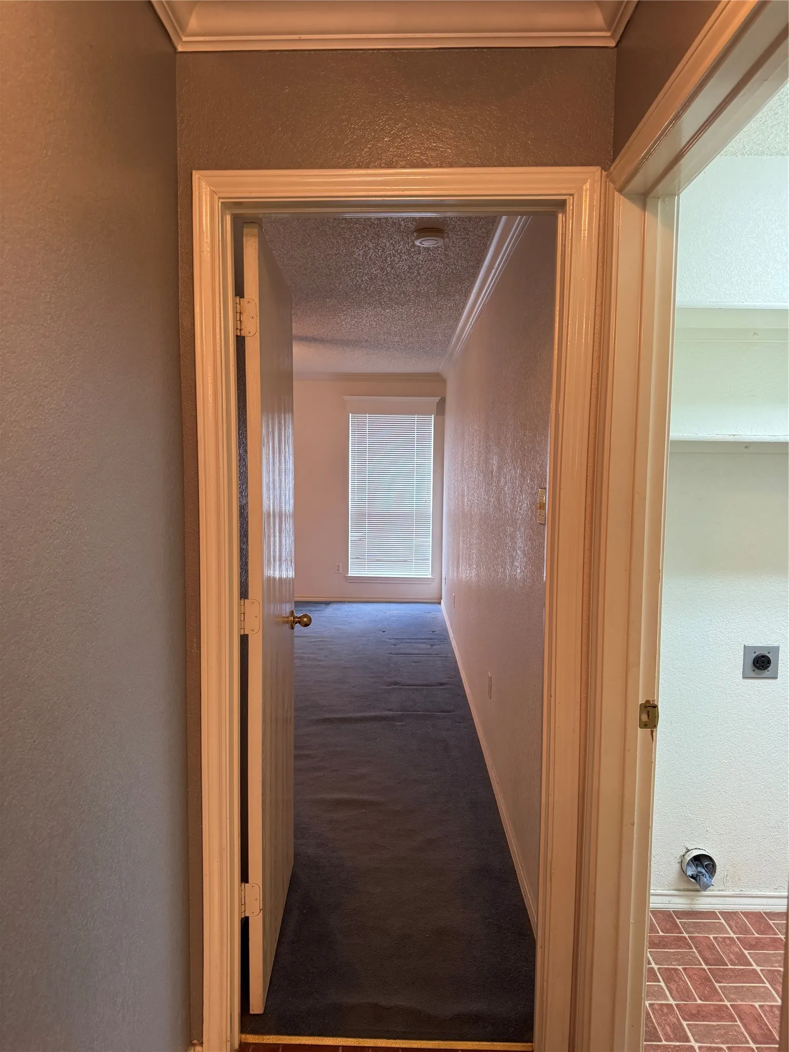 Single Family Residence For Sale in Tarrant County , 7309 Nohl Ranch Road, Fort Worth, Texas 76133, 3 Bedroom, 2 Bathroom, 2 Garage spaces, 1,903 Sqft, built in 1998, mls#21363524, Real Estate Agent in Fort Worth, Homes For Sale in Tarrant county, Homes For Sale in Fort Worth, Realtor in Fort Worth Texas, Real Estate Brokerage Independent Realty Texas, Luminita Cordes Realtor