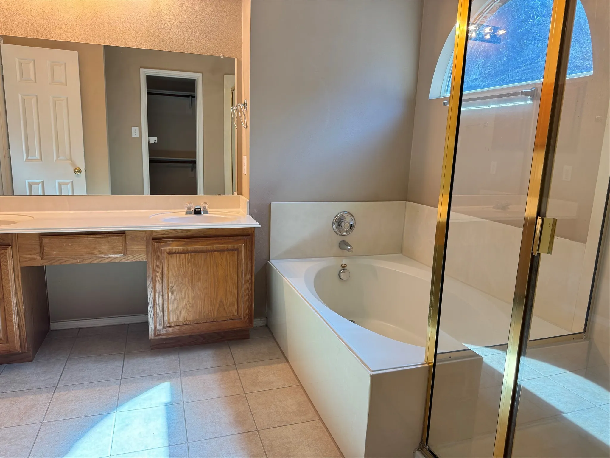 Single Family Residence For Rent in Collin County , 4001 Hawkins Drive, Mc Kinney, Texas 75072, 4 Bedroom, 2 Bathroom, 2 Garage spaces, 2,030 Sqft, built in 2002, mls#21359918, Real Estate Agent in Mc Kinney, Homes For Rent in Collin county, Homes For Rent in Mc Kinney, Realtor in Mc Kinney Texas, Real Estate Brokerage Independent Realty Texas, Luminita Cordes Realtor