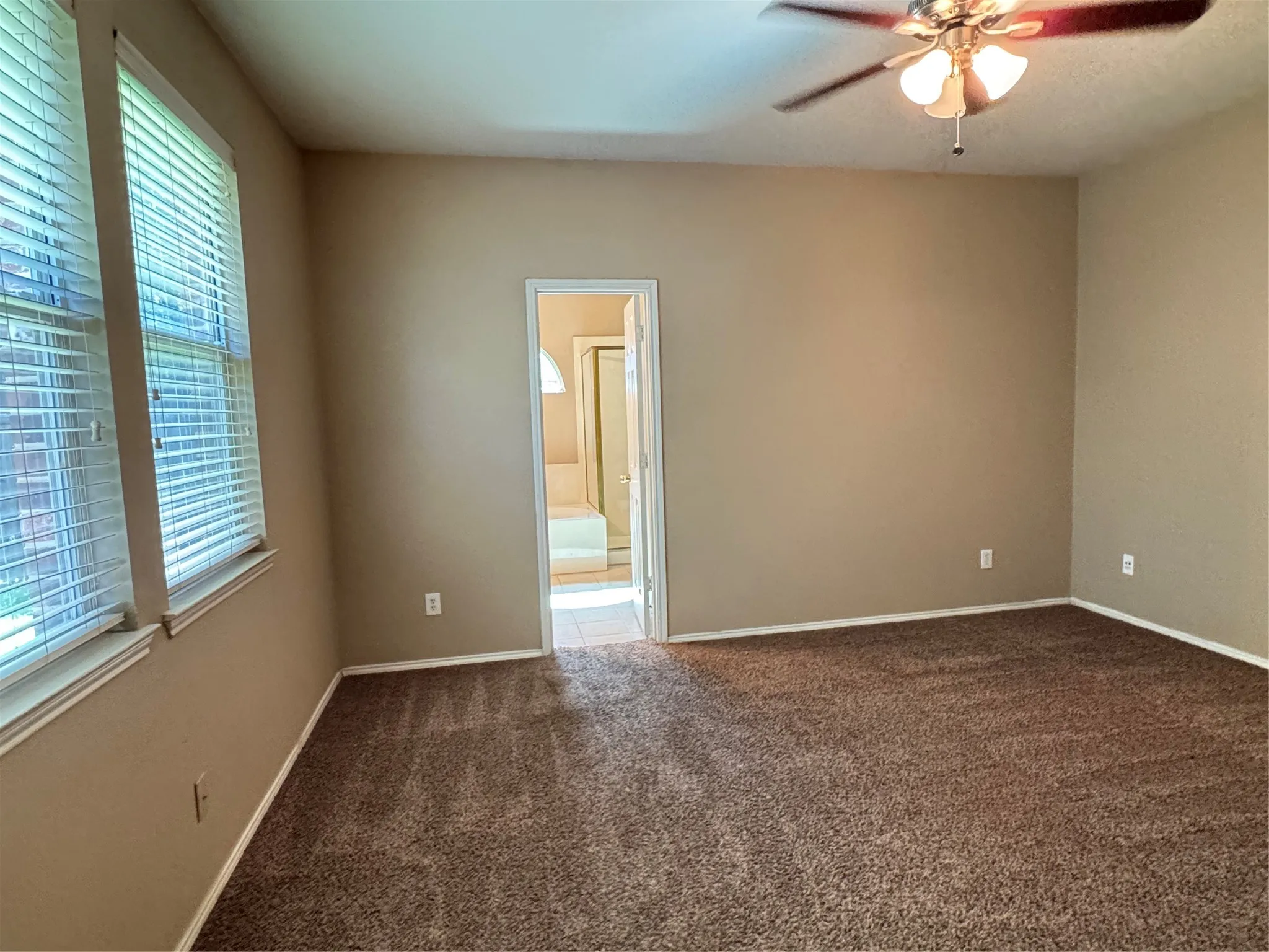 Single Family Residence For Rent in Collin County , 4001 Hawkins Drive, Mc Kinney, Texas 75072, 4 Bedroom, 2 Bathroom, 2 Garage spaces, 2,030 Sqft, built in 2002, mls#21359918, Real Estate Agent in Mc Kinney, Homes For Rent in Collin county, Homes For Rent in Mc Kinney, Realtor in Mc Kinney Texas, Real Estate Brokerage Independent Realty Texas, Luminita Cordes Realtor