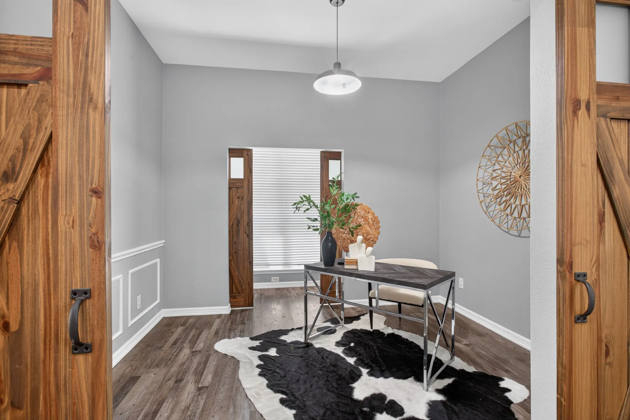 Single Family Residence For Sale in Rockwall County , 987 Midnight Pass, Rockwall, Texas 75087, 4 Bedroom, 2 Bathroom, 2 Garage spaces, 2,289 Sqft, built in 1998, mls#21336279, Real Estate Agent in Rockwall, Homes For Sale in Rockwall county, Homes For Sale in Rockwall, Realtor in Rockwall Texas, Real Estate Brokerage Independent Realty Texas, Luminita Cordes Realtor