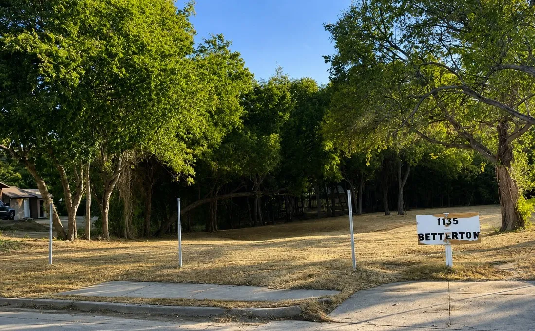 Unimproved Land For Sale in Dallas County , 1135 Betterton Circle, Dallas, Texas 75203, 0, 0, Garage spaces, 0 Sqft, built in 0, Price $150,000, mls#21363529, Real Estate Agent in Dallas, Homes For Sale in Dallas county, Homes For Sale in Dallas, Realtor in Dallas Texas, Real Estate Brokerage Independent Realty Texas, Luminita Cordes Realtor