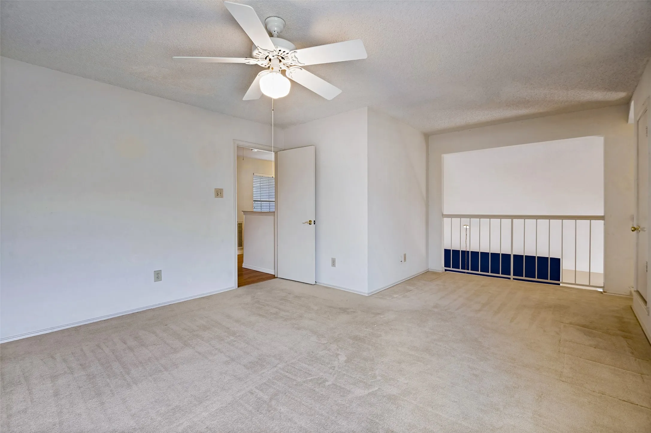 Single Family Residence For Sale in Denton County , 4315 Harvest Hill Road, Carrollton, Texas 75010, 3 Bedroom, 2 Bathroom, 2 Garage spaces, 2,008 Sqft, built in 1987, mls#21363532, Real Estate Agent in Carrollton, Homes For Sale in Denton county, Homes For Sale in Carrollton, Realtor in Carrollton Texas, Real Estate Brokerage Independent Realty Texas, Luminita Cordes Realtor