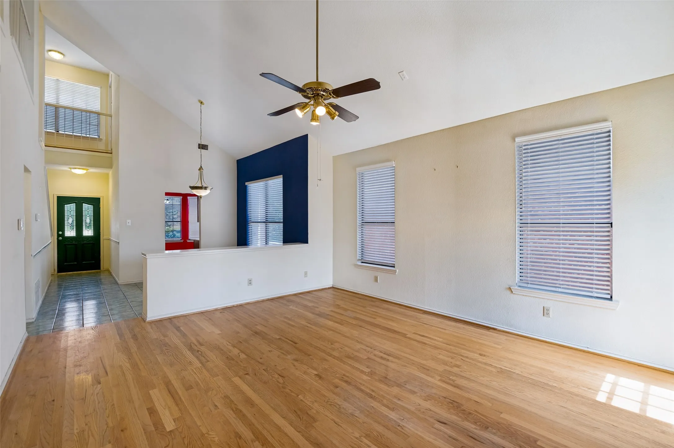 Single Family Residence For Sale in Denton County , 4315 Harvest Hill Road, Carrollton, Texas 75010, 3 Bedroom, 2 Bathroom, 2 Garage spaces, 2,008 Sqft, built in 1987, mls#21363532, Real Estate Agent in Carrollton, Homes For Sale in Denton county, Homes For Sale in Carrollton, Realtor in Carrollton Texas, Real Estate Brokerage Independent Realty Texas, Luminita Cordes Realtor