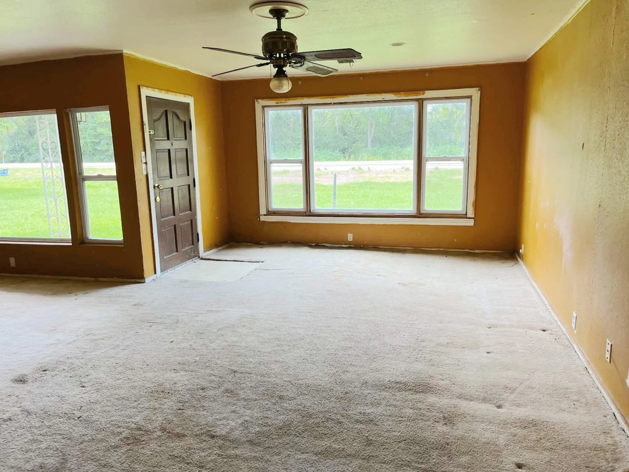 Farm For Sale in Hunt County , 5457 Fm 2874, Commerce, Texas 75428, 4 Bedroom, 2 Bathroom, 2 Garage spaces, 2,020 Sqft, built in 1975, mls#21363533, Real Estate Agent in Commerce, Homes For Sale in Hunt county, Homes For Sale in Commerce, Realtor in Commerce Texas, Real Estate Brokerage Independent Realty Texas, Luminita Cordes Realtor