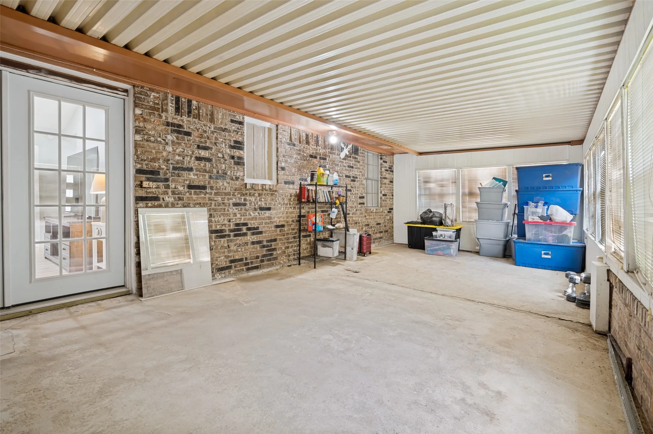 enclosed back patio to be used however you can imagine
