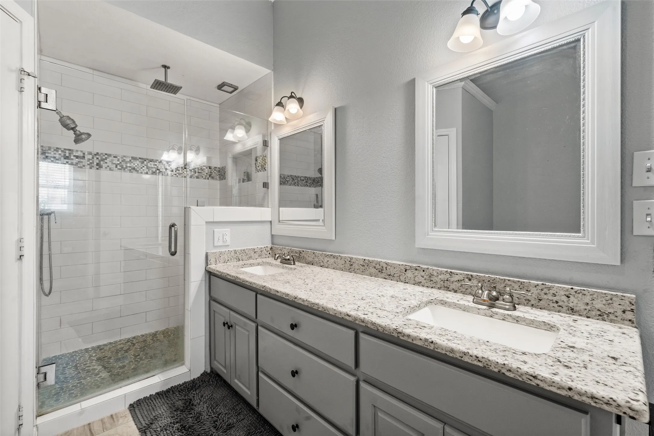 Single Family Residence For Sale in Mc Lennan County , 643 Woodard Lane, Bruceville Eddy, Texas 76630, 3 Bedroom, 2 Bathroom, 2 Garage spaces, 1,707 Sqft, built in 2005, mls#21363032, Real Estate Agent in Bruceville Eddy, Homes For Sale in Mc Lennan county, Homes For Sale in Bruceville Eddy, Realtor in Bruceville Eddy Texas, Real Estate Brokerage Independent Realty Texas, Luminita Cordes Realtor