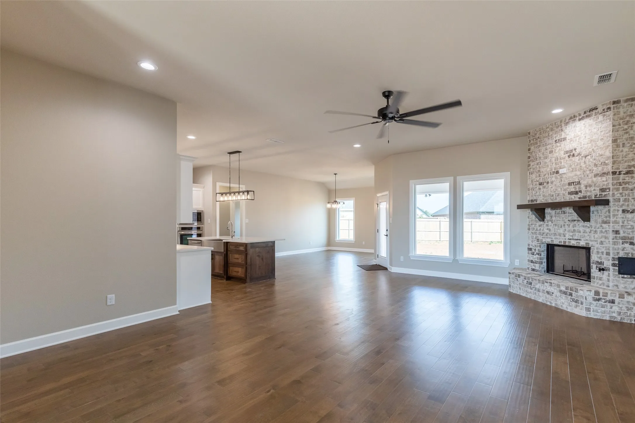 Single Family Residence For Sale in Taylor County , 6734 Lantana Avenue, Abilene, Texas 79606, 4 Bedroom, 3 Bathroom, 2 Garage spaces, 2,460 Sqft, built in 2026, mls#21363556, Real Estate Agent in Abilene, Homes For Sale in Taylor county, Homes For Sale in Abilene, Realtor in Abilene Texas, Real Estate Brokerage Independent Realty Texas, Luminita Cordes Realtor