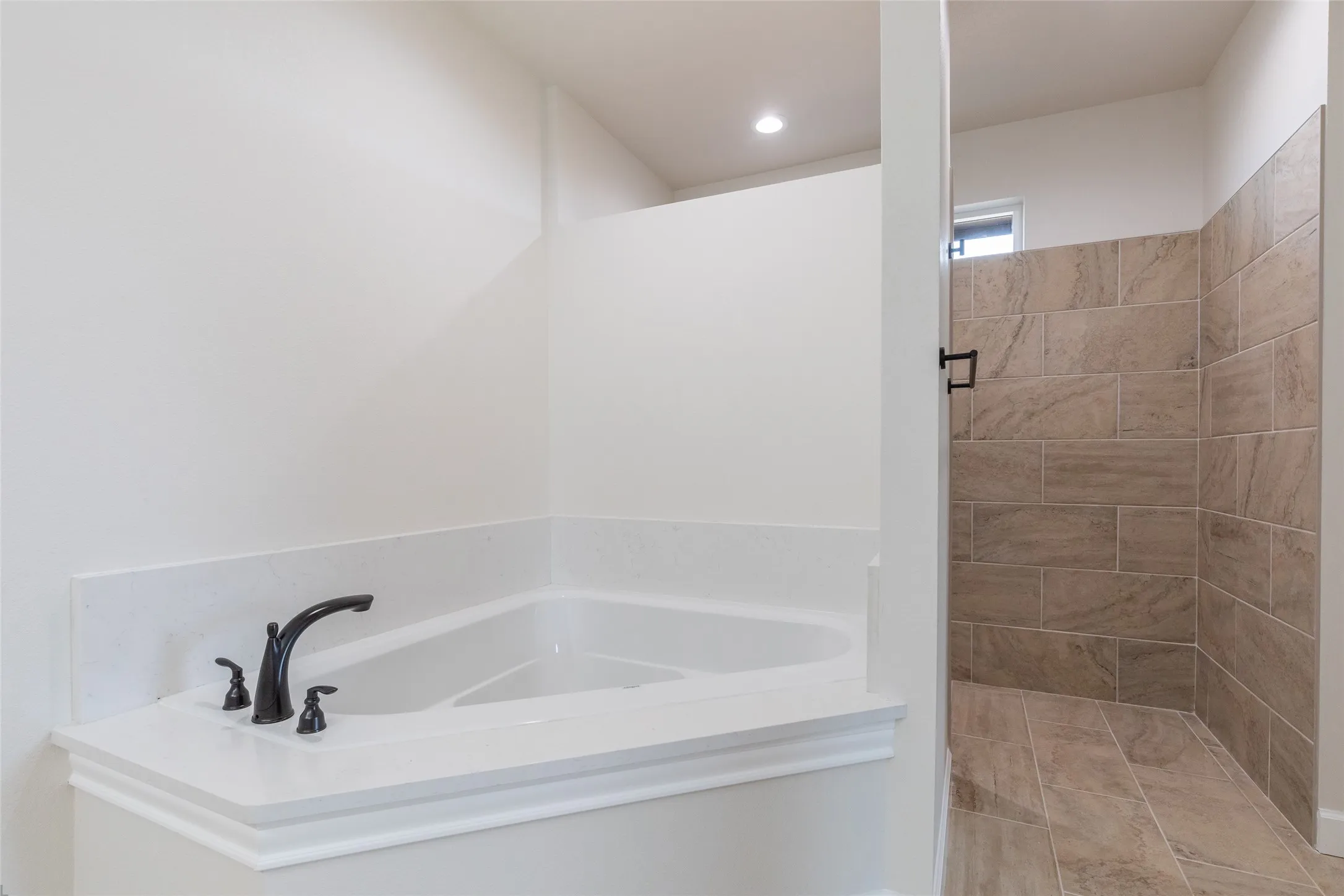 Single Family Residence For Sale in Taylor County , 6734 Lantana Avenue, Abilene, Texas 79606, 4 Bedroom, 3 Bathroom, 2 Garage spaces, 2,460 Sqft, built in 2026, mls#21363556, Real Estate Agent in Abilene, Homes For Sale in Taylor county, Homes For Sale in Abilene, Realtor in Abilene Texas, Real Estate Brokerage Independent Realty Texas, Luminita Cordes Realtor