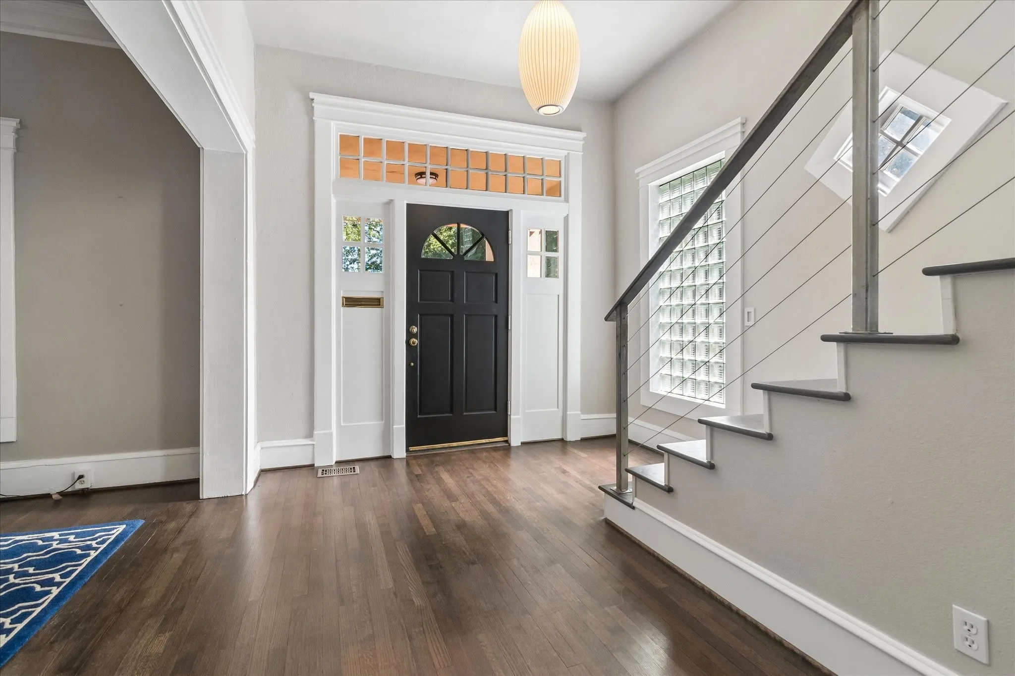 Single Family Residence For Rent in Dallas County , 5712 Goliad Avenue, Dallas, Texas 75206, 4 Bedroom, 3 Bathroom, Garage spaces, 3,072 Sqft, built in 1915, Price $8,250, mls#21363136, Real Estate Agent in Dallas, Homes For Rent in Dallas county, Homes For Rent in Dallas, Realtor in Dallas Texas, Real Estate Brokerage Independent Realty Texas, Luminita Cordes Realtor