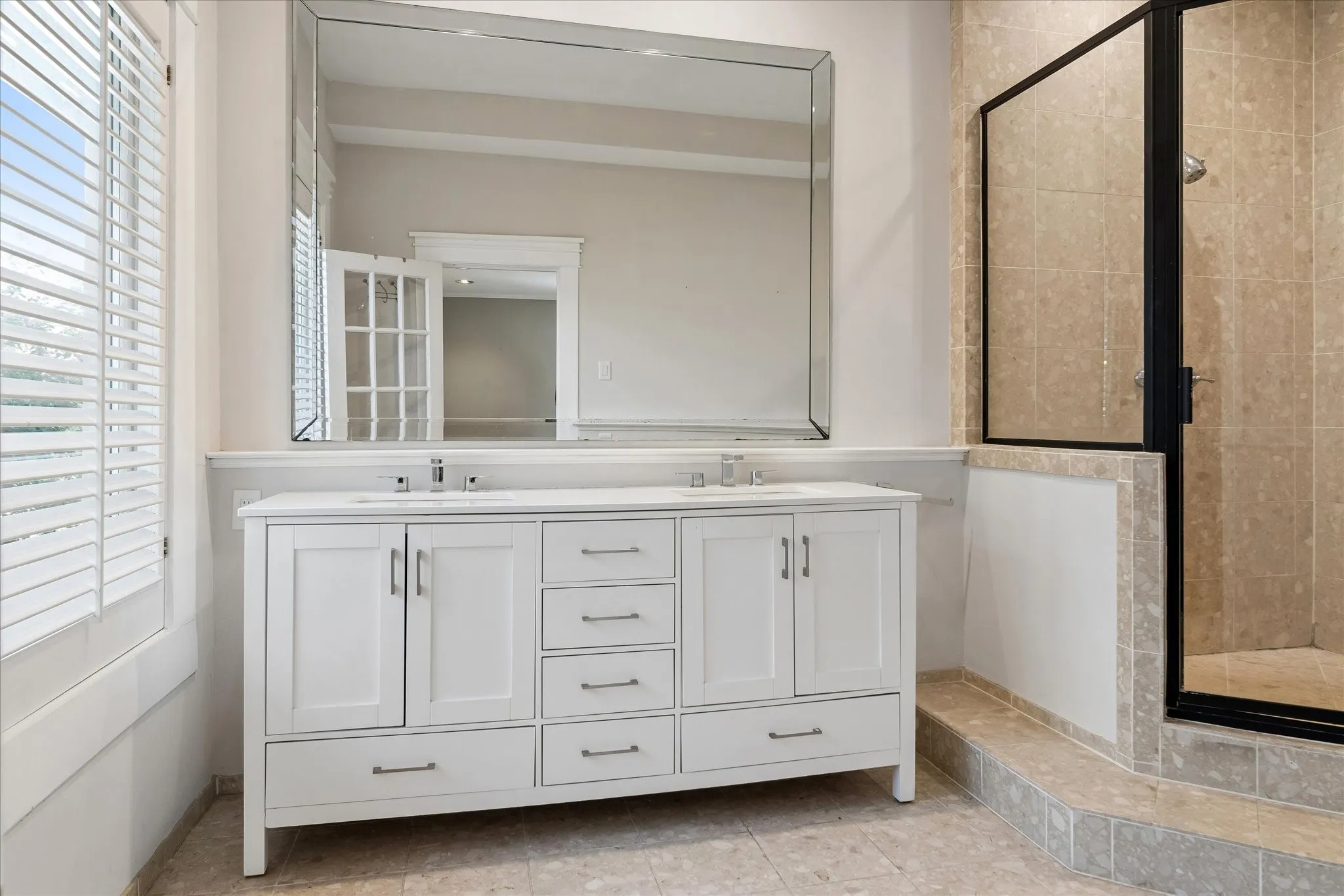 Single Family Residence For Rent in Dallas County , 5712 Goliad Avenue, Dallas, Texas 75206, 4 Bedroom, 3 Bathroom, Garage spaces, 3,072 Sqft, built in 1915, Price $8,250, mls#21363136, Real Estate Agent in Dallas, Homes For Rent in Dallas county, Homes For Rent in Dallas, Realtor in Dallas Texas, Real Estate Brokerage Independent Realty Texas, Luminita Cordes Realtor