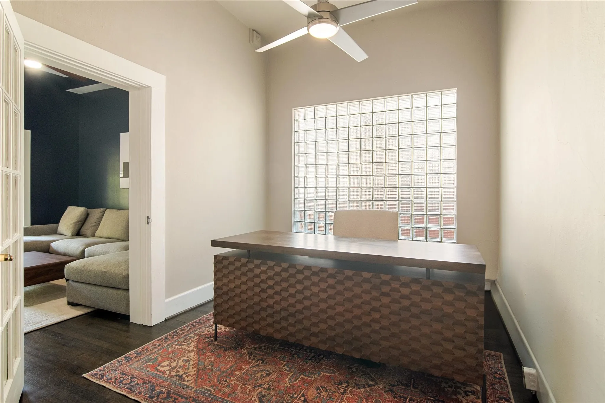 Single Family Residence For Rent in Dallas County , 5712 Goliad Avenue, Dallas, Texas 75206, 4 Bedroom, 3 Bathroom, Garage spaces, 3,072 Sqft, built in 1915, Price $8,250, mls#21363136, Real Estate Agent in Dallas, Homes For Rent in Dallas county, Homes For Rent in Dallas, Realtor in Dallas Texas, Real Estate Brokerage Independent Realty Texas, Luminita Cordes Realtor
