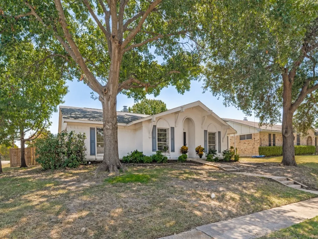 Make this house your home today!