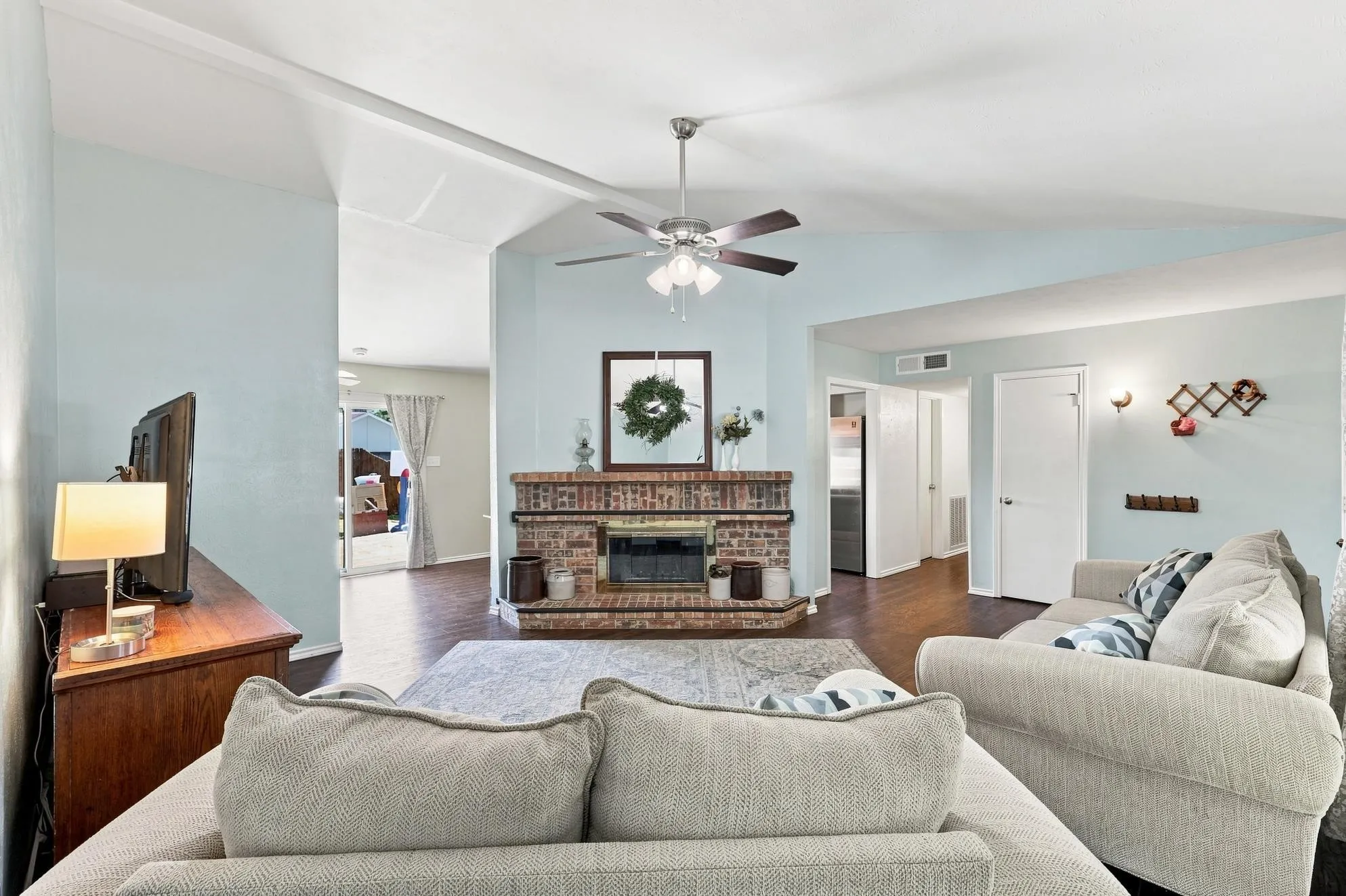 Single Family Residence For Sale in Collin County , 1302 Rivercrest Boulevard, Allen, Texas 75002, 3 Bedroom, 2 Bathroom, 2 Garage spaces, 1,430 Sqft, built in 1983, mls#21359541, Real Estate Agent in Allen, Homes For Sale in Collin county, Homes For Sale in Allen, Realtor in Allen Texas, Real Estate Brokerage Independent Realty Texas, Luminita Cordes Realtor