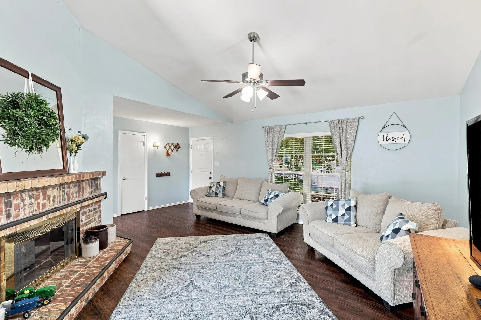 Single Family Residence For Sale in Collin County , 1302 Rivercrest Boulevard, Allen, Texas 75002, 3 Bedroom, 2 Bathroom, 2 Garage spaces, 1,430 Sqft, built in 1983, mls#21359541, Real Estate Agent in Allen, Homes For Sale in Collin county, Homes For Sale in Allen, Realtor in Allen Texas, Real Estate Brokerage Independent Realty Texas, Luminita Cordes Realtor