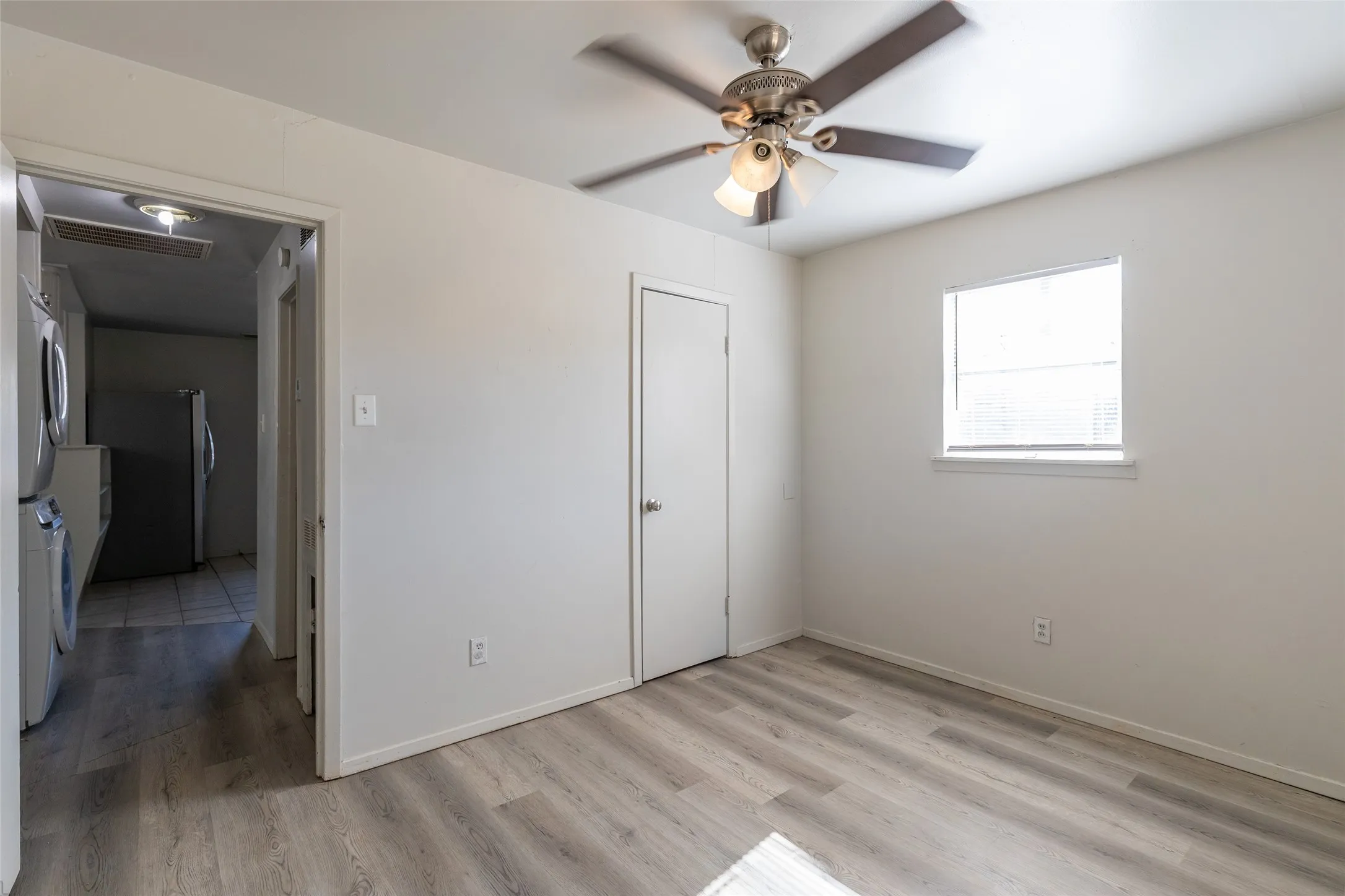 Single Family Residence For Sale in Taylor County , 3126 S 4th Street, Abilene, Texas 79605, 2 Bedroom, 1 Bathroom, 1 Garage spaces, 810 Sqft, built in 1962, mls#21350345, Real Estate Agent in Abilene, Homes For Sale in Taylor county, Homes For Sale in Abilene, Realtor in Abilene Texas, Real Estate Brokerage Independent Realty Texas, Luminita Cordes Realtor