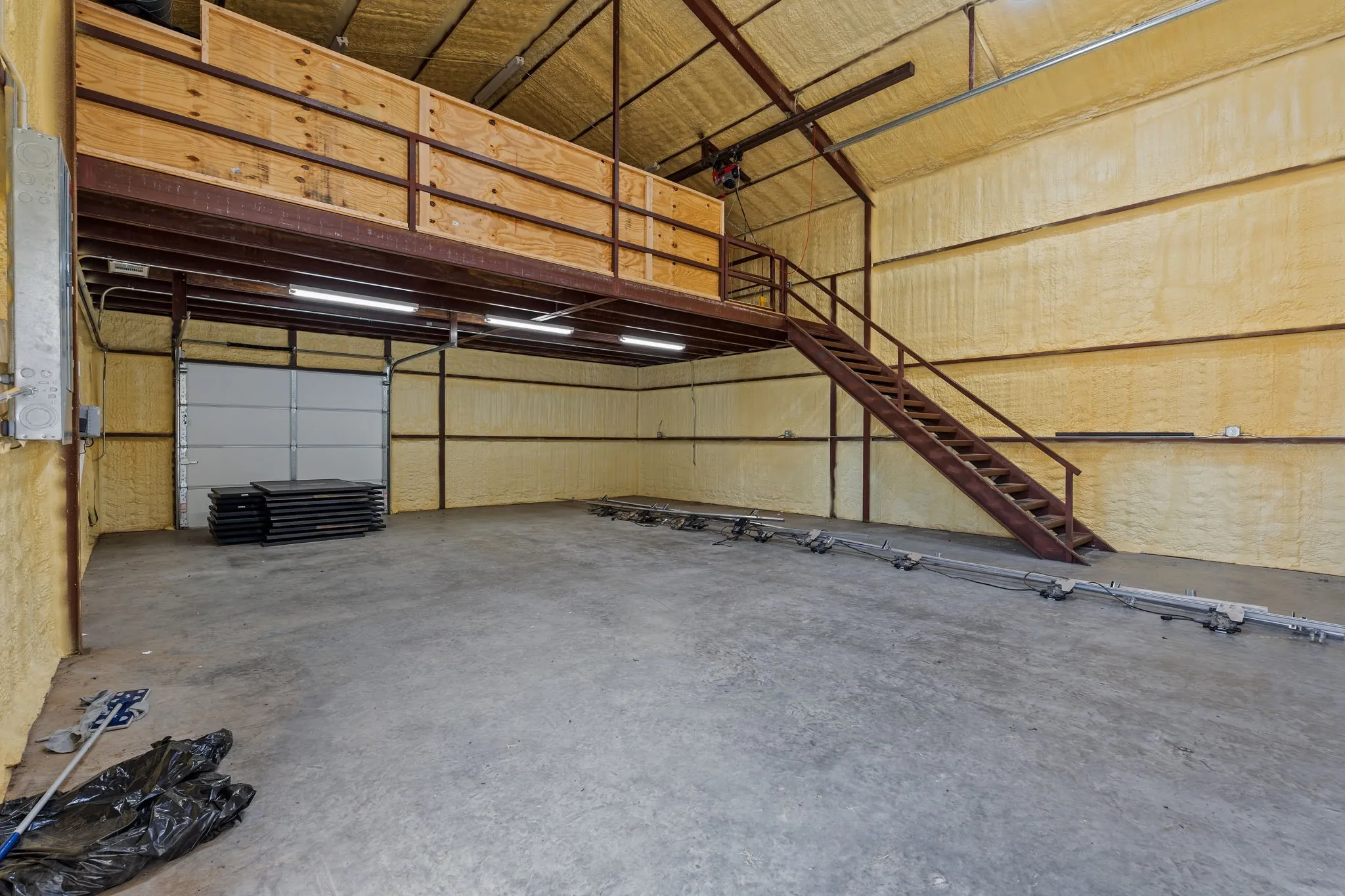 Single Family Residence For Sale in Parker County , 345 Palo Alto Drive, Springtown, Texas 76082, 4 Bedroom, 2 Bathroom, 3 Garage spaces, 2,406 Sqft, built in 2019, mls#21362401, Real Estate Agent in Springtown, Homes For Sale in Parker county, Homes For Sale in Springtown, Realtor in Springtown Texas, Real Estate Brokerage Independent Realty Texas, Luminita Cordes Realtor