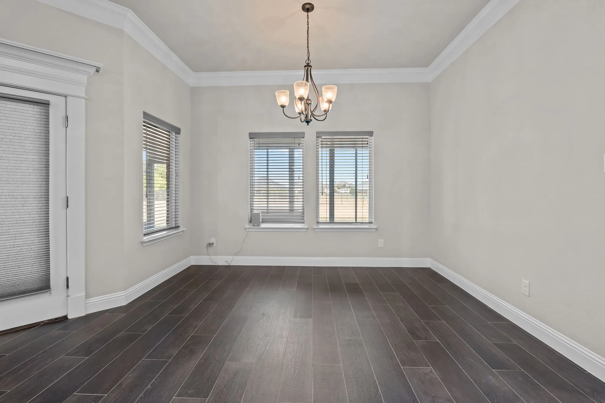 Single Family Residence For Sale in Parker County , 345 Palo Alto Drive, Springtown, Texas 76082, 4 Bedroom, 2 Bathroom, 3 Garage spaces, 2,406 Sqft, built in 2019, mls#21362401, Real Estate Agent in Springtown, Homes For Sale in Parker county, Homes For Sale in Springtown, Realtor in Springtown Texas, Real Estate Brokerage Independent Realty Texas, Luminita Cordes Realtor