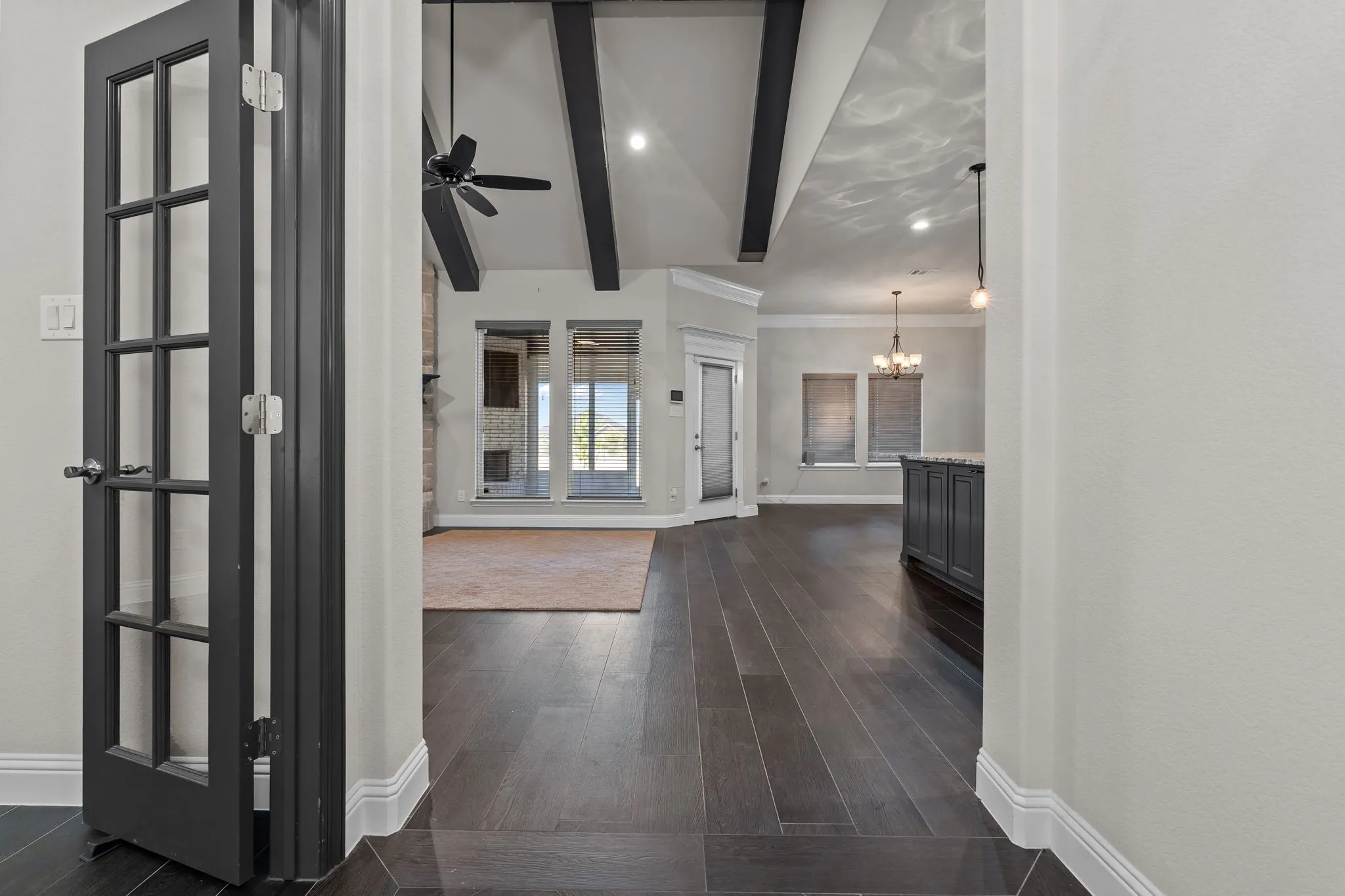 Single Family Residence For Sale in Parker County , 345 Palo Alto Drive, Springtown, Texas 76082, 4 Bedroom, 2 Bathroom, 3 Garage spaces, 2,406 Sqft, built in 2019, mls#21362401, Real Estate Agent in Springtown, Homes For Sale in Parker county, Homes For Sale in Springtown, Realtor in Springtown Texas, Real Estate Brokerage Independent Realty Texas, Luminita Cordes Realtor