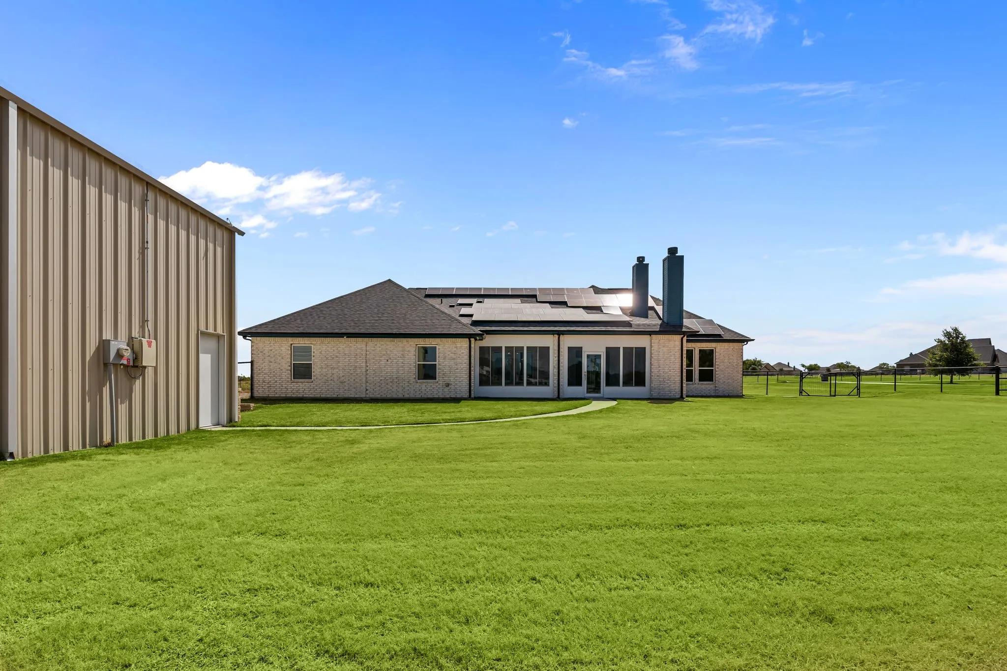 Single Family Residence For Sale in Parker County , 345 Palo Alto Drive, Springtown, Texas 76082, 4 Bedroom, 2 Bathroom, 3 Garage spaces, 2,406 Sqft, built in 2019, mls#21362401, Real Estate Agent in Springtown, Homes For Sale in Parker county, Homes For Sale in Springtown, Realtor in Springtown Texas, Real Estate Brokerage Independent Realty Texas, Luminita Cordes Realtor
