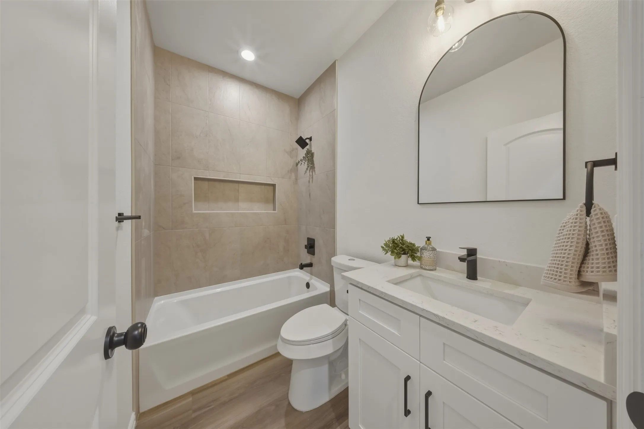 Single Family Residence For Sale in Hood County , 5559 Mercedes Circle, Granbury, Texas 76048, 3 Bedroom, 2 Bathroom, 1 Garage spaces, 1,425 Sqft, built in 2026, mls#21359513, Real Estate Agent in Granbury, Homes For Sale in Hood county, Homes For Sale in Granbury, Realtor in Granbury Texas, Real Estate Brokerage Independent Realty Texas, Luminita Cordes Realtor