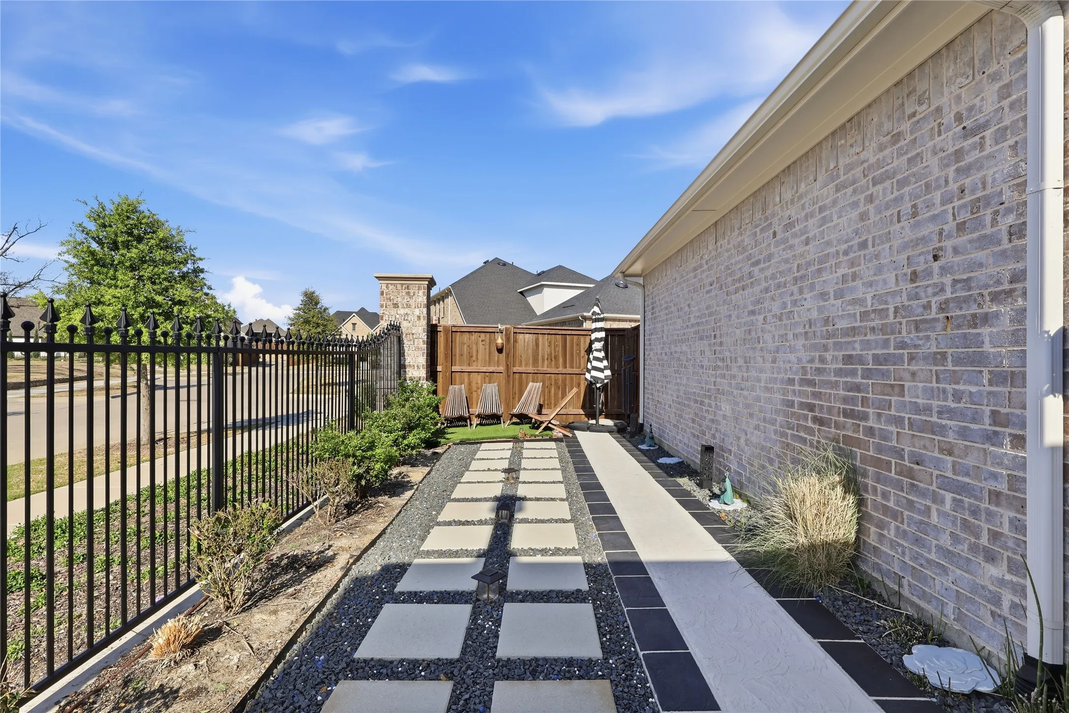 Single Family Residence For Sale in Collin County , 3201 Casa Blanca Street, Celina, Texas 75009, 4 Bedroom, 3 Bathroom, 2 Garage spaces, 3,091 Sqft, built in 2022, mls#21362529, Real Estate Agent in Celina, Homes For Sale in Collin county, Homes For Sale in Celina, Realtor in Celina Texas, Real Estate Brokerage Independent Realty Texas, Luminita Cordes Realtor