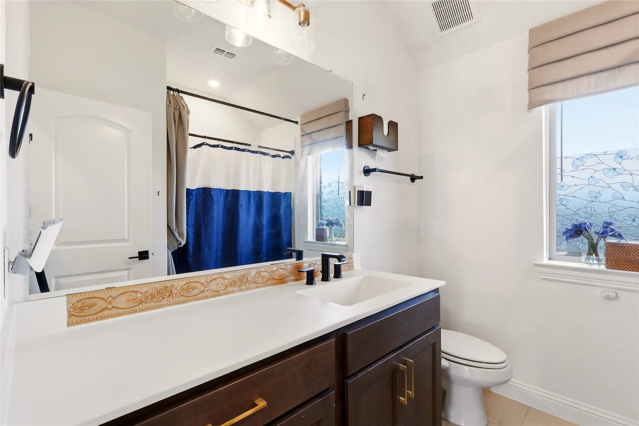 Single Family Residence For Sale in Collin County , 3201 Casa Blanca Street, Celina, Texas 75009, 4 Bedroom, 3 Bathroom, 2 Garage spaces, 3,091 Sqft, built in 2022, mls#21362529, Real Estate Agent in Celina, Homes For Sale in Collin county, Homes For Sale in Celina, Realtor in Celina Texas, Real Estate Brokerage Independent Realty Texas, Luminita Cordes Realtor