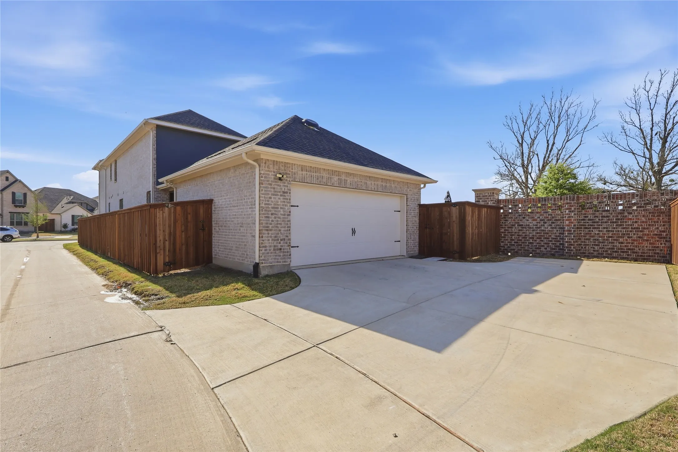 Single Family Residence For Sale in Collin County , 3201 Casa Blanca Street, Celina, Texas 75009, 4 Bedroom, 3 Bathroom, 2 Garage spaces, 3,091 Sqft, built in 2022, mls#21362529, Real Estate Agent in Celina, Homes For Sale in Collin county, Homes For Sale in Celina, Realtor in Celina Texas, Real Estate Brokerage Independent Realty Texas, Luminita Cordes Realtor