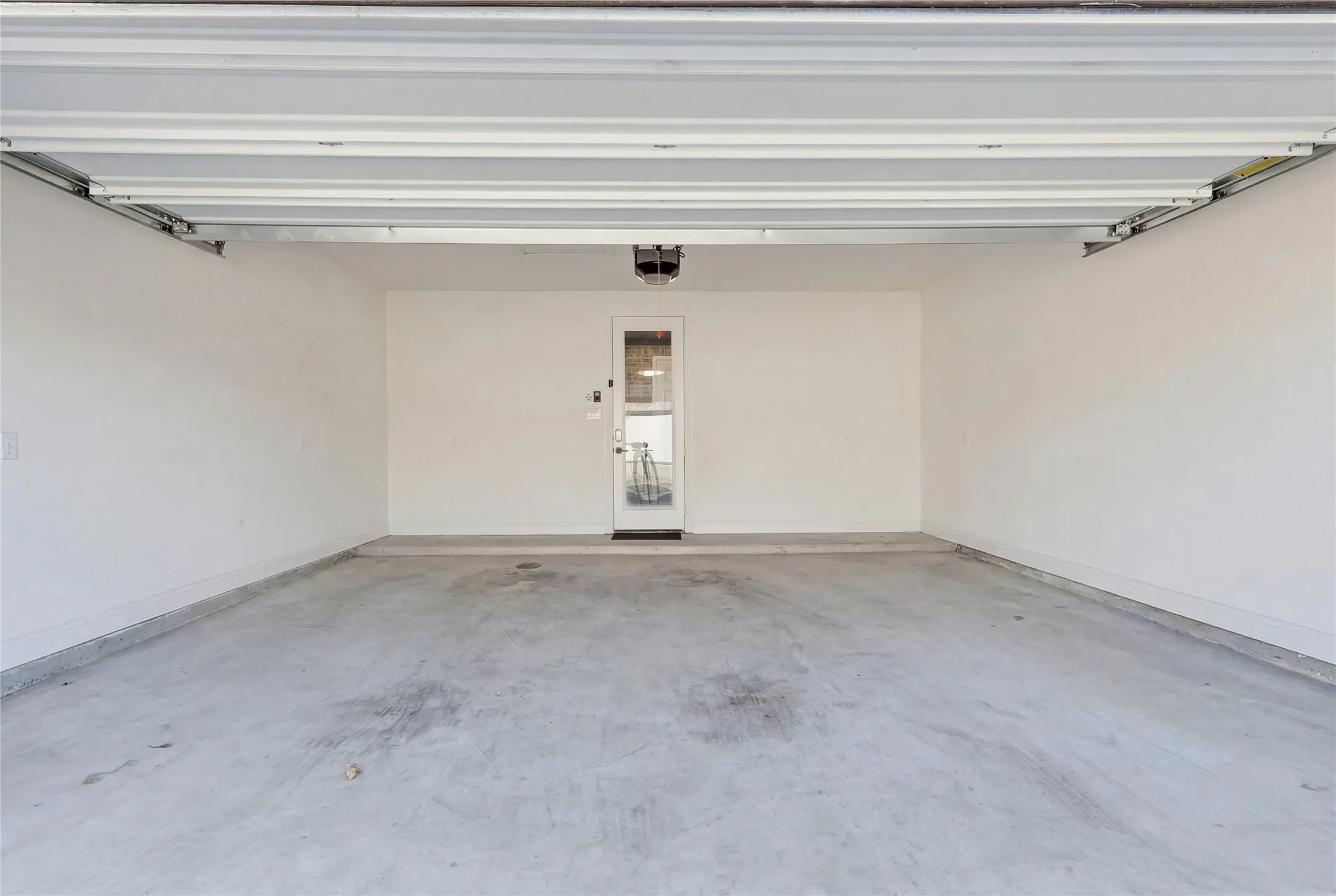 Single Family Residence For Sale in Collin County , 3201 Casa Blanca Street, Celina, Texas 75009, 4 Bedroom, 3 Bathroom, 2 Garage spaces, 3,091 Sqft, built in 2022, mls#21362529, Real Estate Agent in Celina, Homes For Sale in Collin county, Homes For Sale in Celina, Realtor in Celina Texas, Real Estate Brokerage Independent Realty Texas, Luminita Cordes Realtor