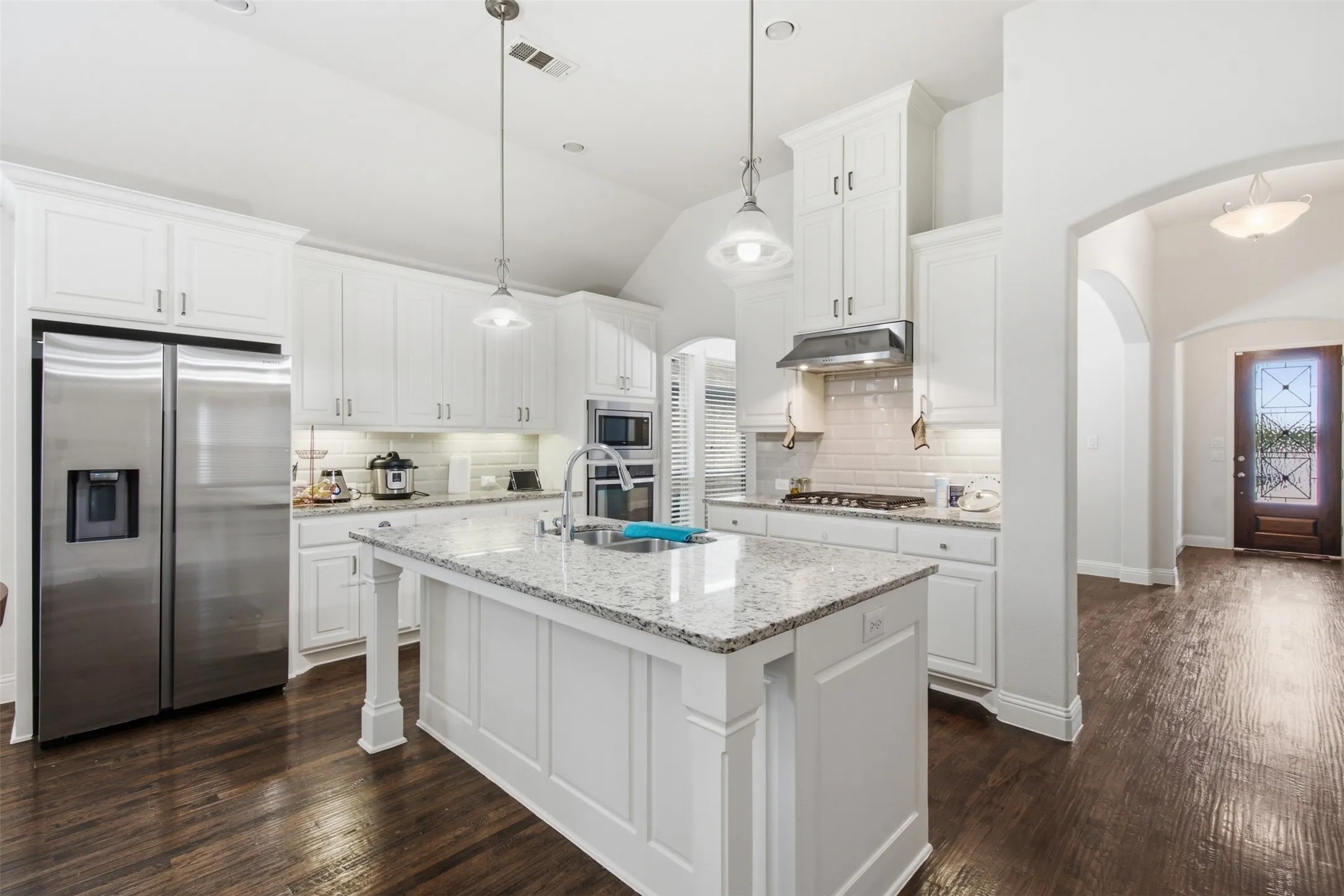 Single Family Residence For Rent in Denton County , 4500 Canopy Street, Little Elm, Texas 76227, 4 Bedroom, 3 Bathroom, 2 Garage spaces, 2,249 Sqft, built in 2017, Price $2,800, mls#21363581, Real Estate Agent in Little Elm, Homes For Rent in Denton county, Homes For Rent in Little Elm, Realtor in Little Elm Texas, Real Estate Brokerage Independent Realty Texas, Luminita Cordes Realtor
