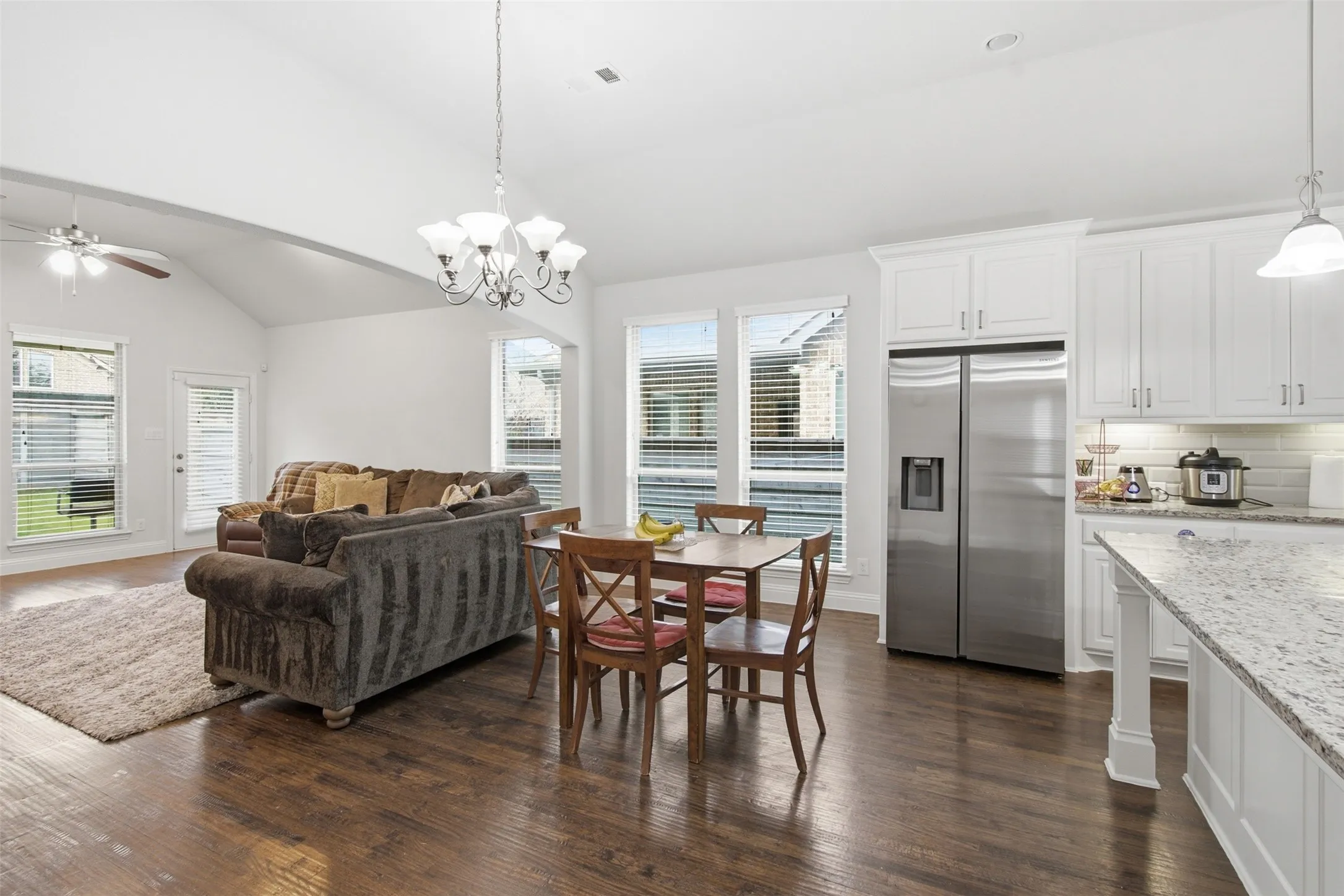 Single Family Residence For Rent in Denton County , 4500 Canopy Street, Little Elm, Texas 76227, 4 Bedroom, 3 Bathroom, 2 Garage spaces, 2,249 Sqft, built in 2017, Price $2,800, mls#21363581, Real Estate Agent in Little Elm, Homes For Rent in Denton county, Homes For Rent in Little Elm, Realtor in Little Elm Texas, Real Estate Brokerage Independent Realty Texas, Luminita Cordes Realtor