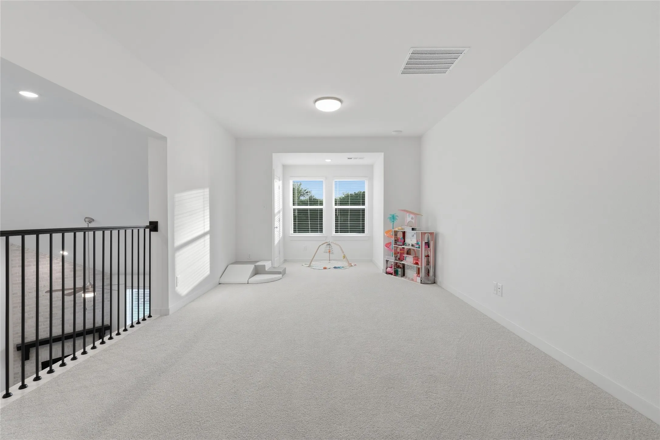 Single Family Residence For Rent in Rockwall County , 1838 Costa Verde Drive, Mclendon Chisholm, Texas 75032, 4 Bedroom, 5 Bathroom, 3 Garage spaces, 3,365 Sqft, built in 2024, mls#21363115, Real Estate Agent in Mclendon Chisholm, Homes For Rent in Rockwall county, Homes For Rent in Mclendon Chisholm, Realtor in Mclendon Chisholm Texas, Real Estate Brokerage Independent Realty Texas, Luminita Cordes Realtor