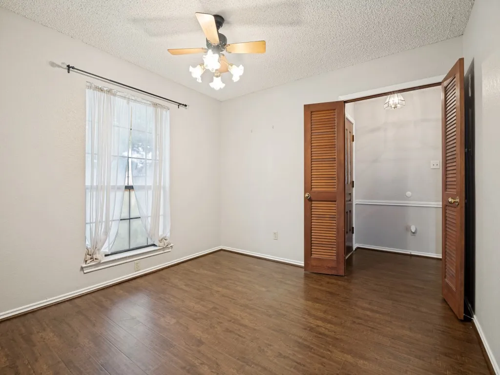 Single Family Residence For Rent in Dallas County , 5114 Vera Cruz Drive, Garland, Texas 75043, 3 Bedroom, 2 Bathroom, 2 Garage spaces, 1,966 Sqft, built in 1979, mls#21363586, Real Estate Agent in Garland, Homes For Rent in Dallas county, Homes For Rent in Garland, Realtor in Garland Texas, Real Estate Brokerage Independent Realty Texas, Luminita Cordes Realtor