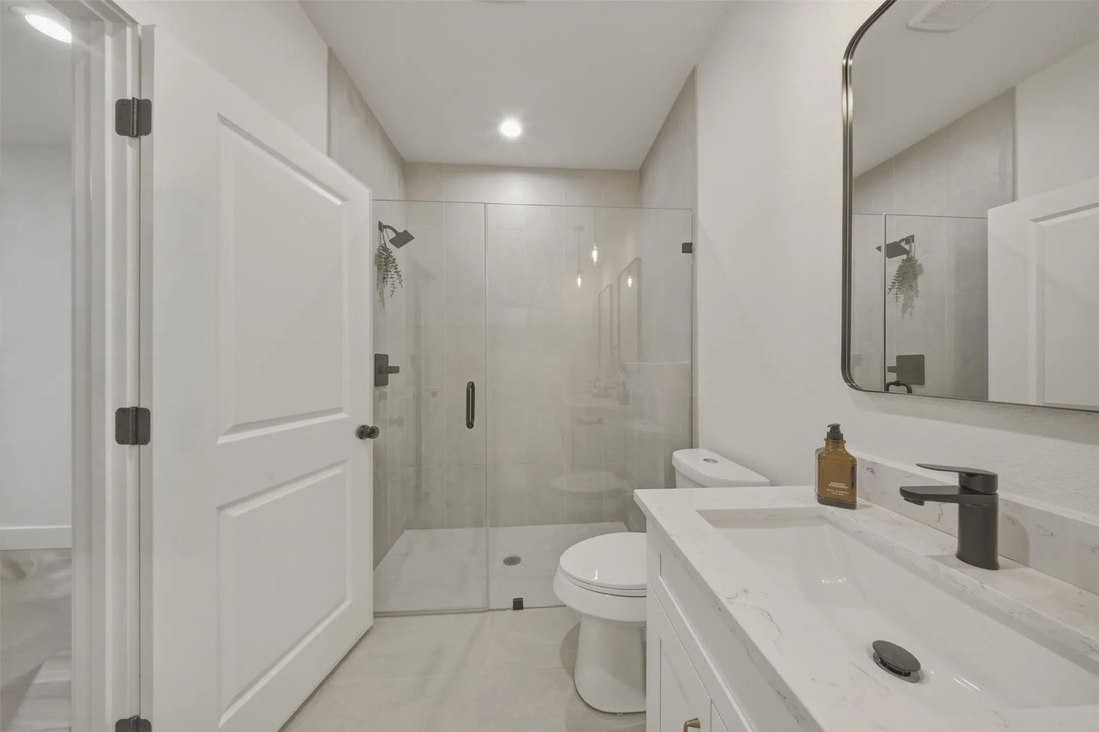 Single Family Residence For Sale in Hood County , 5557 Mercedes Circle, Granbury, Texas 76048, 4 Bedroom, 3 Bathroom, 2 Garage spaces, 1,998 Sqft, built in 2026, mls#21359520, Real Estate Agent in Granbury, Homes For Sale in Hood county, Homes For Sale in Granbury, Realtor in Granbury Texas, Real Estate Brokerage Independent Realty Texas, Luminita Cordes Realtor