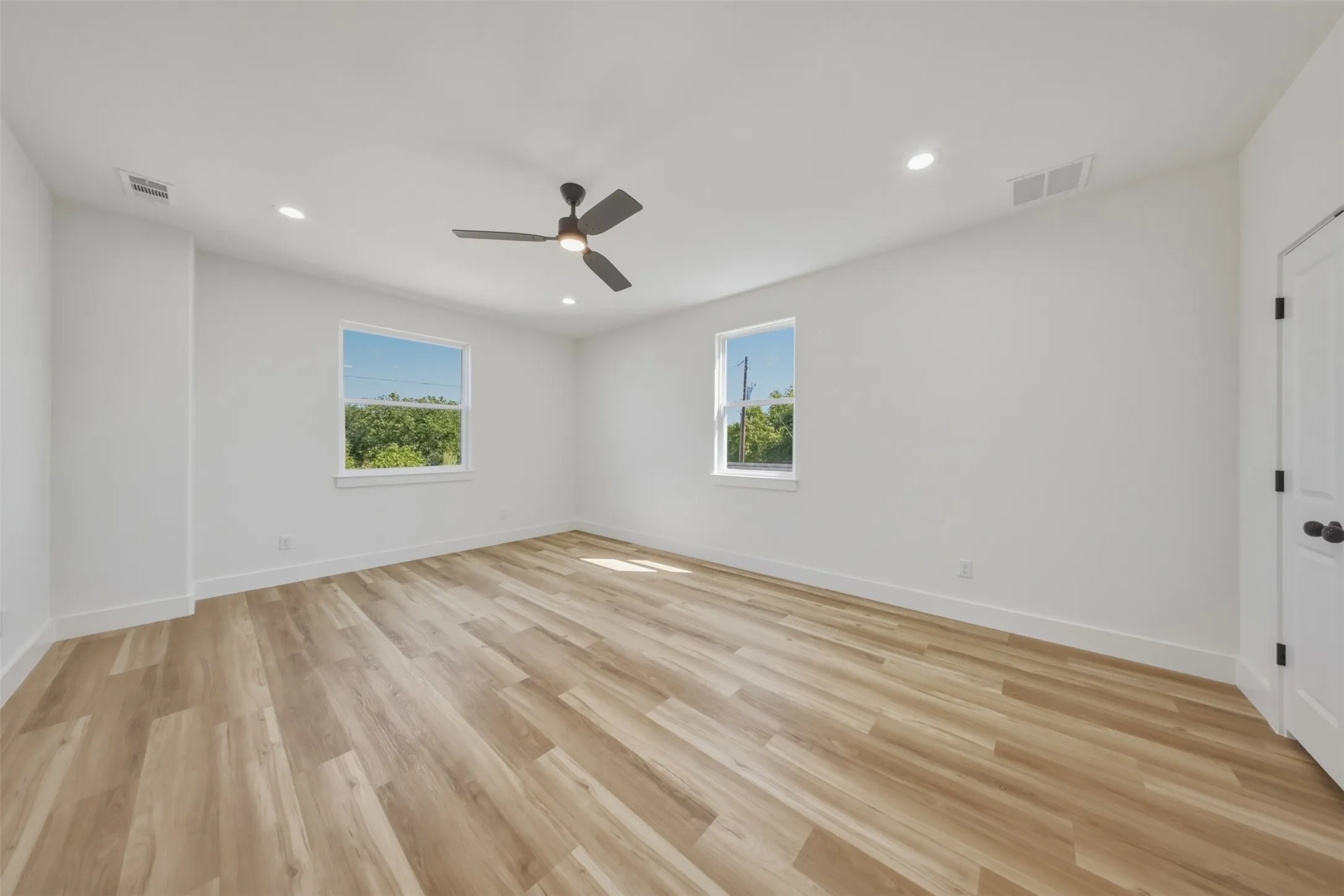 Single Family Residence For Sale in Hood County , 5557 Mercedes Circle, Granbury, Texas 76048, 4 Bedroom, 3 Bathroom, 2 Garage spaces, 1,998 Sqft, built in 2026, mls#21359520, Real Estate Agent in Granbury, Homes For Sale in Hood county, Homes For Sale in Granbury, Realtor in Granbury Texas, Real Estate Brokerage Independent Realty Texas, Luminita Cordes Realtor