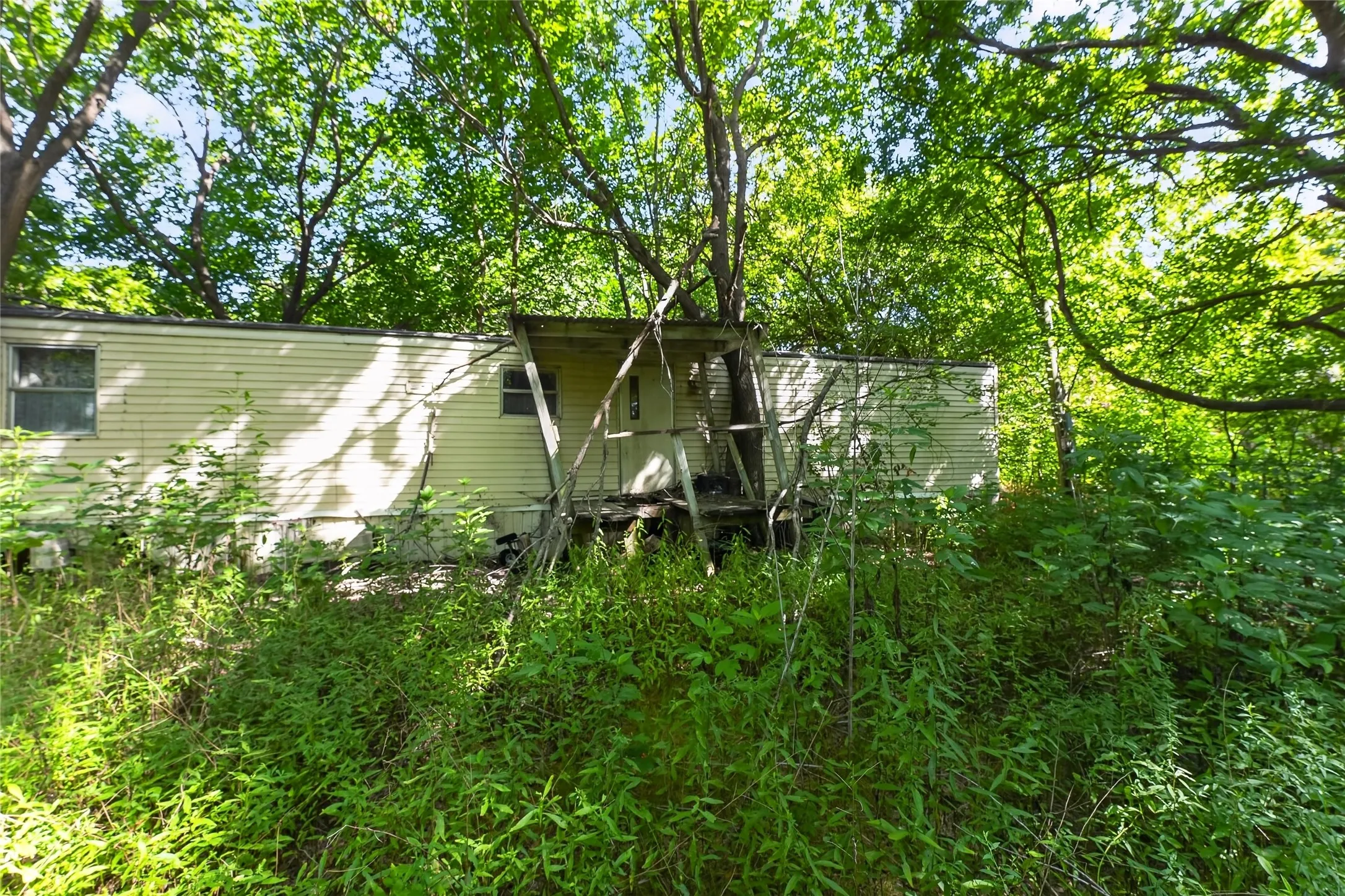 Improved Land For Sale in Navarro County , TBD. W. 1st Street, Purdon, Texas 76679, 0, 0, Garage spaces, 0 Sqft, built in 0, mls#21363616, Real Estate Agent in Purdon, Homes For Sale in Navarro county, Homes For Sale in Purdon, Realtor in Purdon Texas, Real Estate Brokerage Independent Realty Texas, Luminita Cordes Realtor