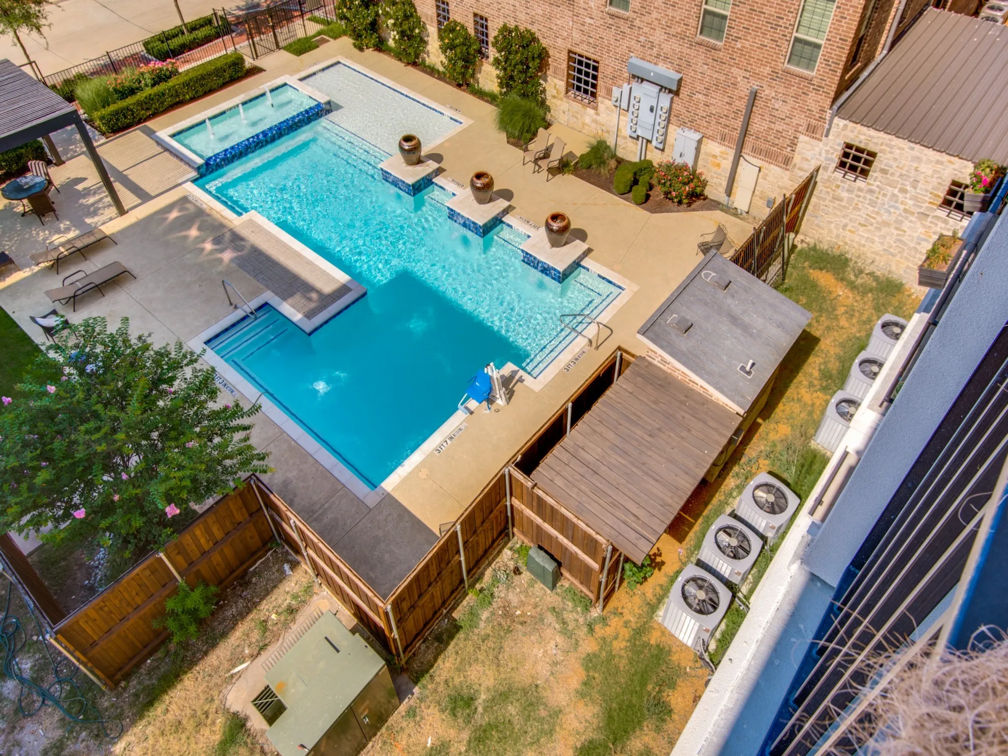 Resort-like owners pool. Exclusive to Meridian Square