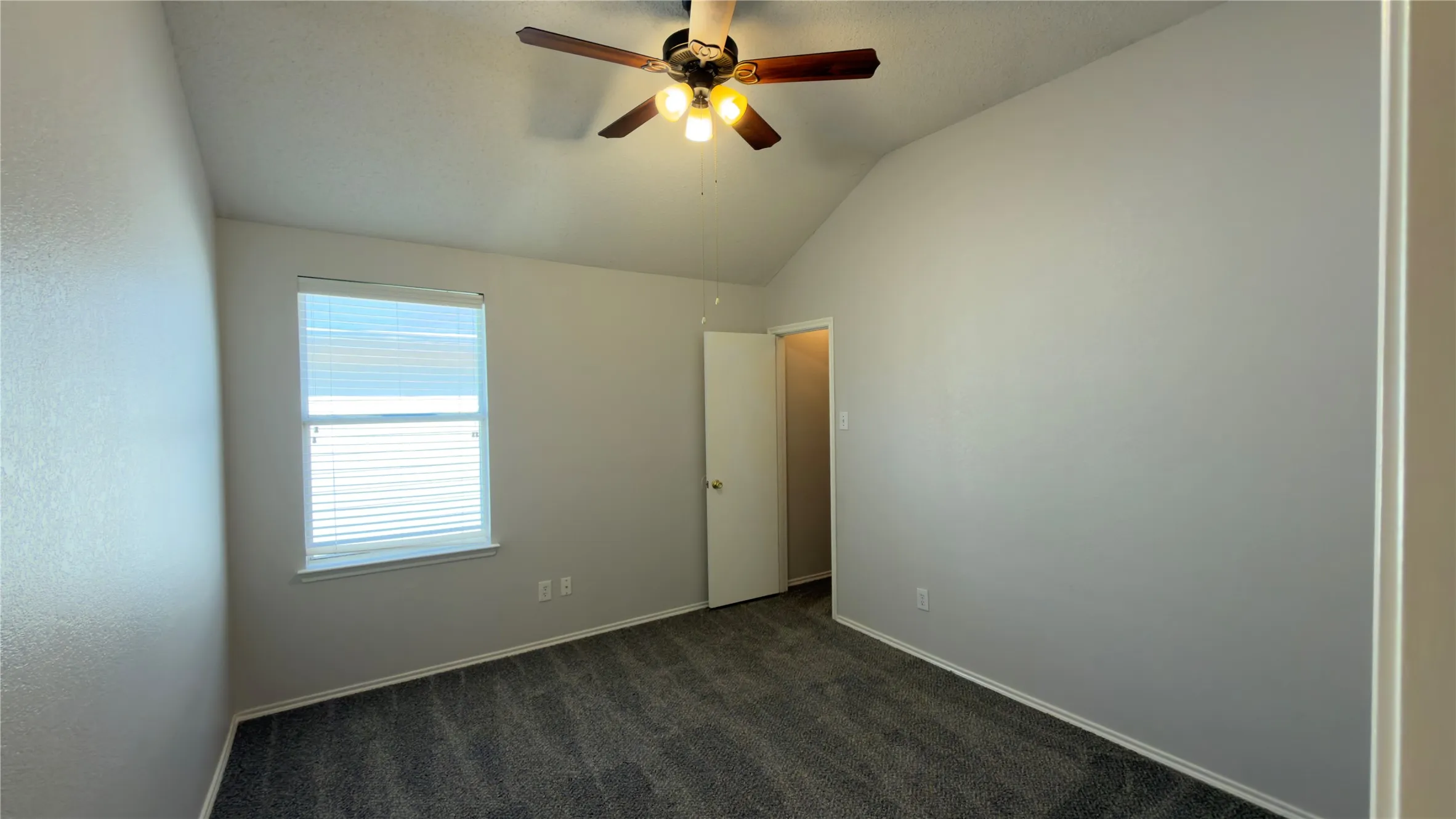 Single Family Residence For Rent in Tarrant County , 3401 Cheyenne Ranch Road, Fort Worth, Texas 76262, 5 Bedroom, 3 Bathroom, 2 Garage spaces, 2,476 Sqft, built in 2002, Price $2,600, mls#21363615, Real Estate Agent in Fort Worth, Homes For Rent in Tarrant county, Homes For Rent in Fort Worth, Realtor in Fort Worth Texas, Real Estate Brokerage Independent Realty Texas, Luminita Cordes Realtor