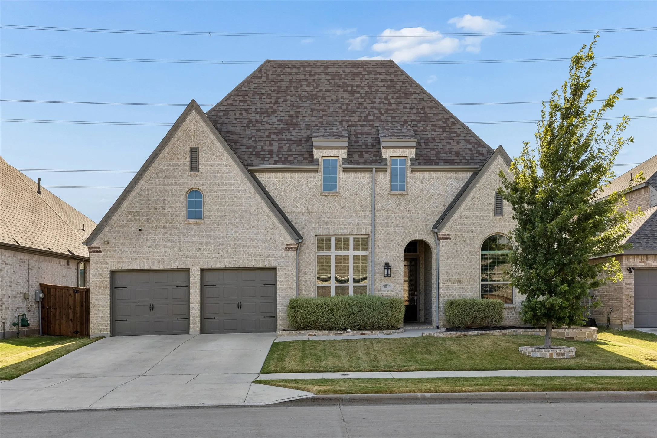 Single Family Residence For Sale in Tarrant County , 12217 Hulson Trail, Fort Worth, Texas 76052, 4 Bedroom, 4 Bathroom, 3 Garage spaces, 3,133 Sqft, built in 2020, mls#21362484, Real Estate Agent in Fort Worth, Homes For Sale in Tarrant county, Homes For Sale in Fort Worth, Realtor in Fort Worth Texas, Real Estate Brokerage Independent Realty Texas, Luminita Cordes Realtor