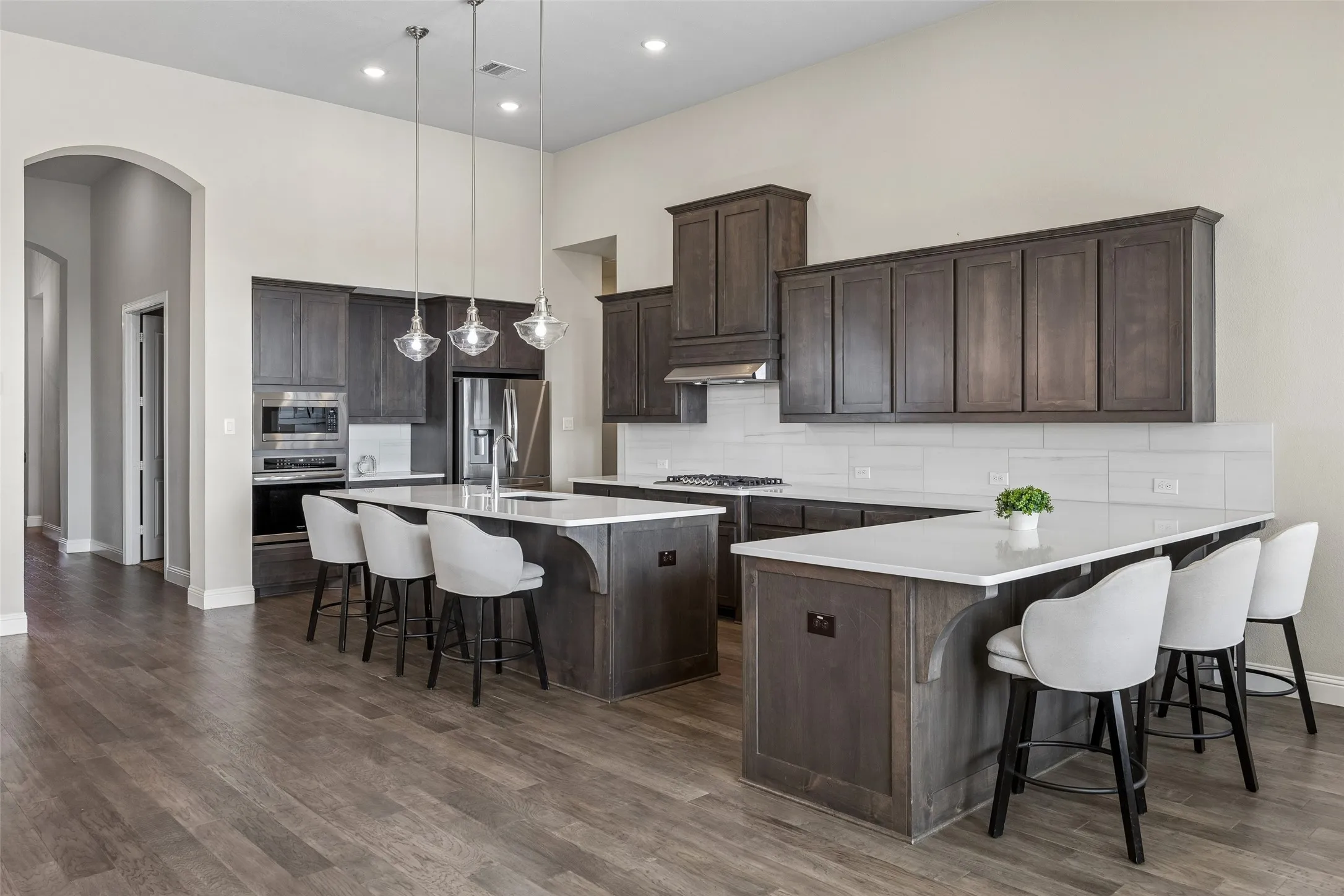 Single Family Residence For Sale in Tarrant County , 12217 Hulson Trail, Fort Worth, Texas 76052, 4 Bedroom, 4 Bathroom, 3 Garage spaces, 3,133 Sqft, built in 2020, mls#21362484, Real Estate Agent in Fort Worth, Homes For Sale in Tarrant county, Homes For Sale in Fort Worth, Realtor in Fort Worth Texas, Real Estate Brokerage Independent Realty Texas, Luminita Cordes Realtor
