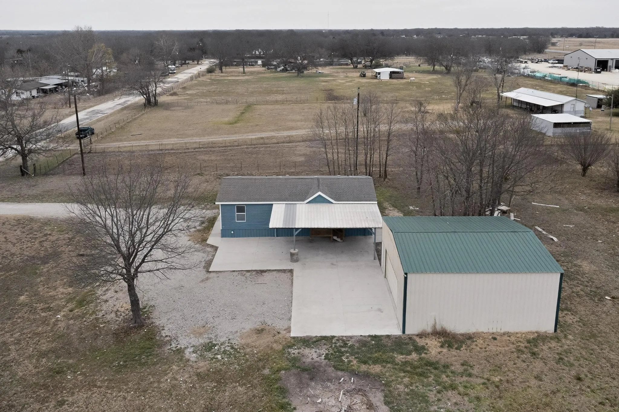 Aerial view of property and surrounding area